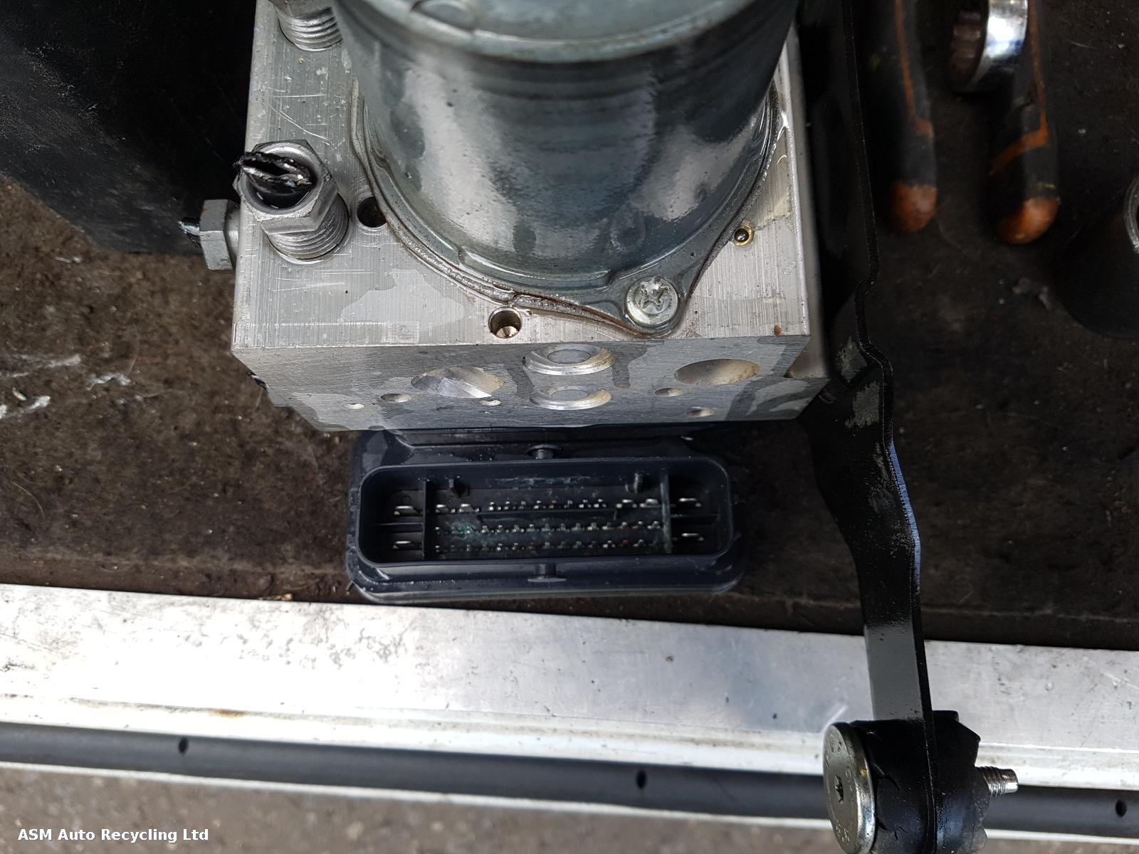 View Auto part ABS Pump/Modulator Land Rover Range Rover Sport 2022