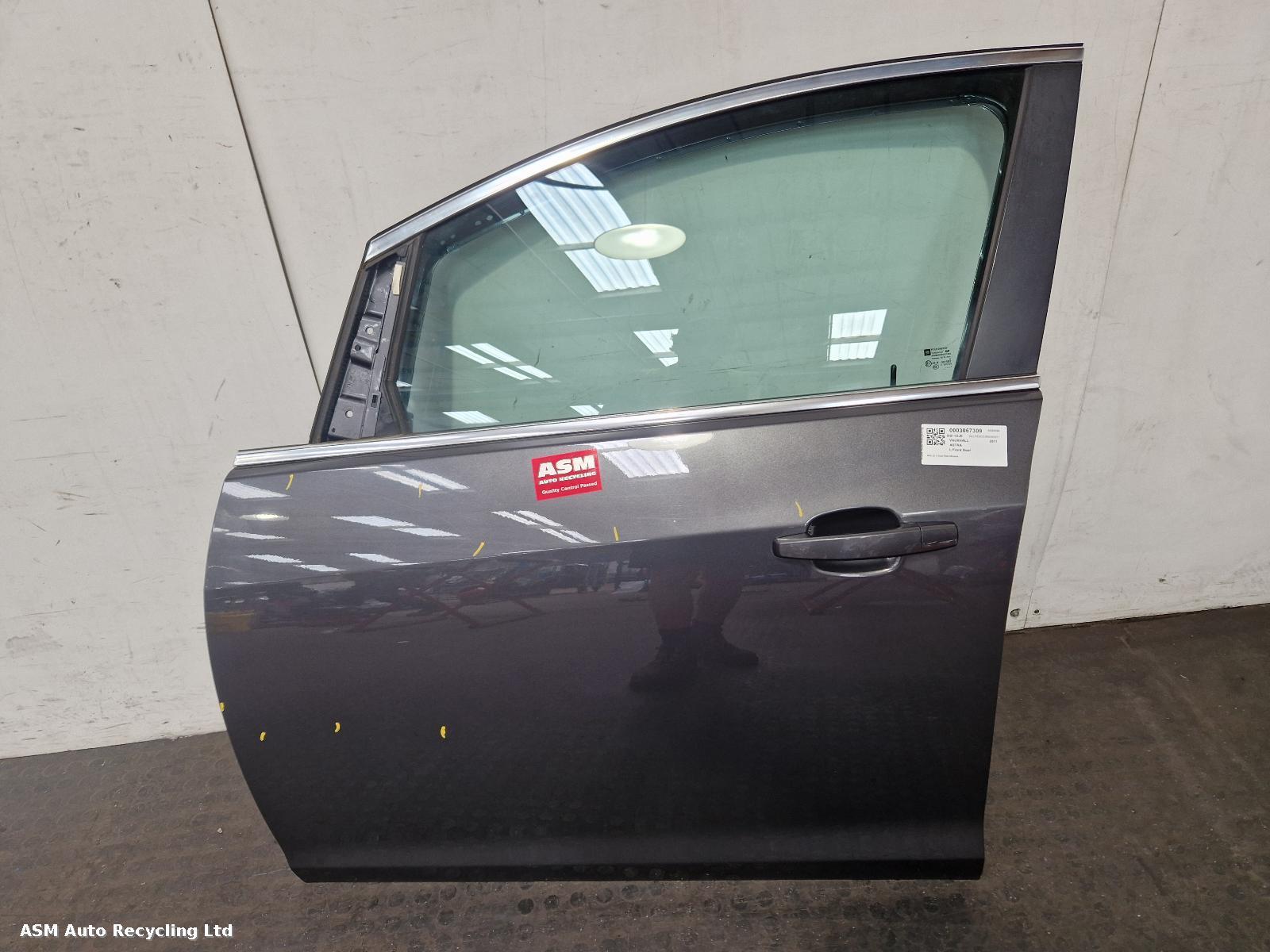 View Auto part L Front Door Vauxhall Astra 2011
