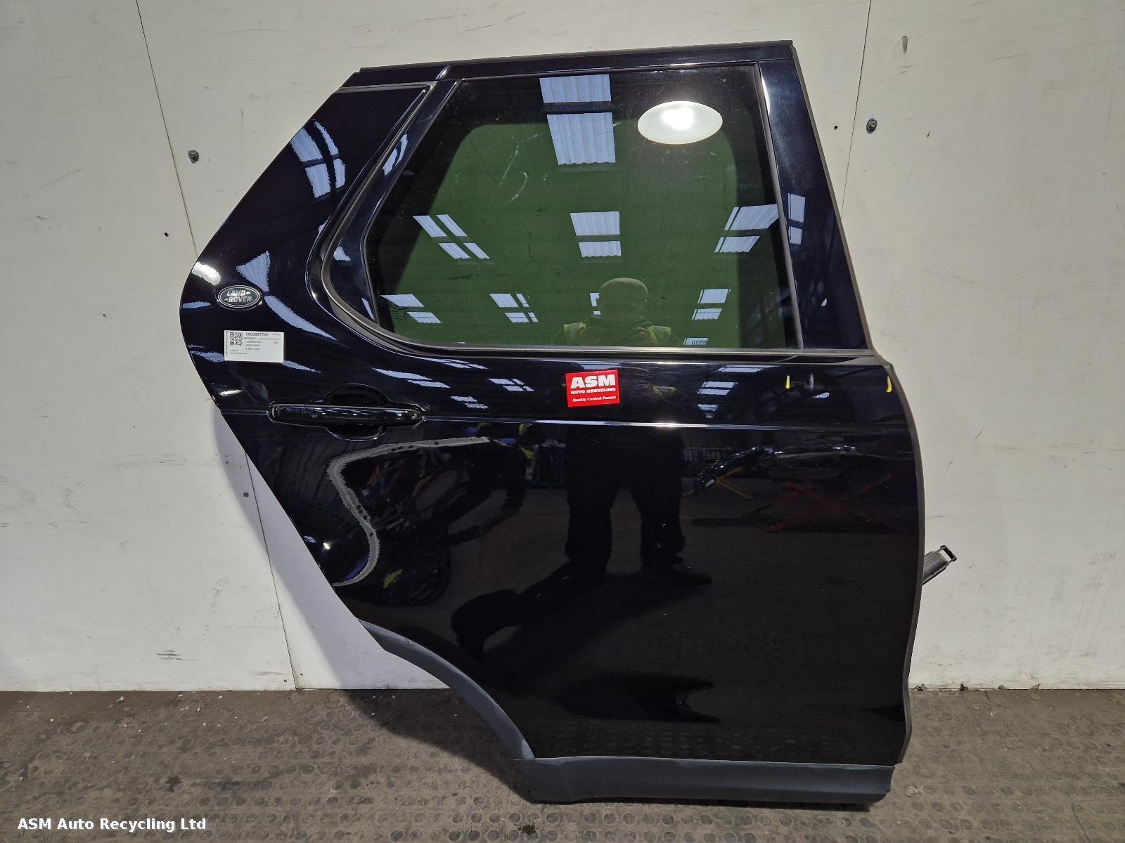 View Auto part R Rear Door Land Rover Discovery 2020