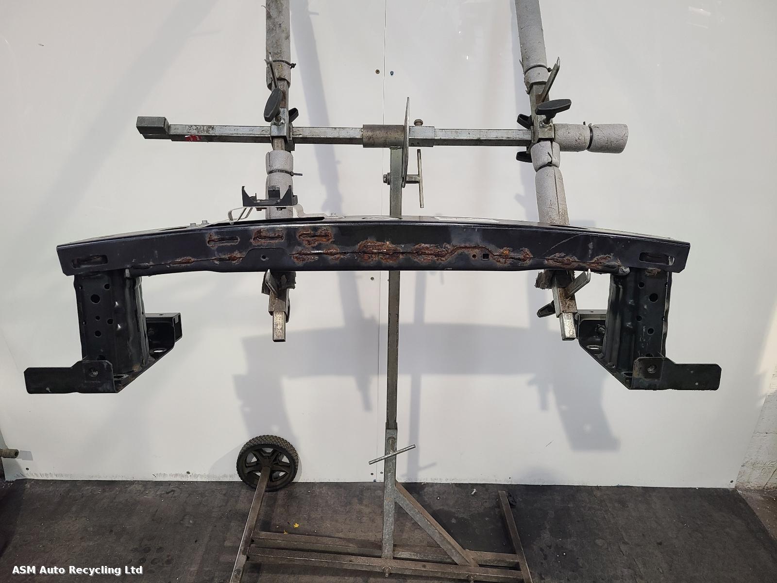 View Auto part Front Bumper Reinforcement Land Rover Discovery 2020