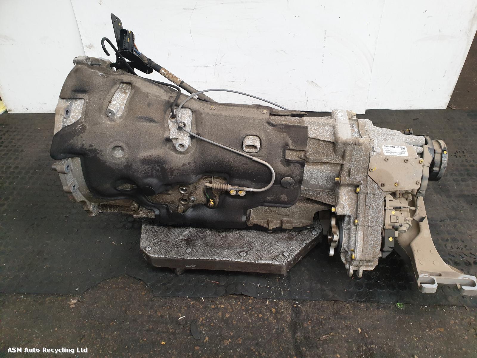 View Auto part Gearbox Land Rover Range Rover Velar 2020