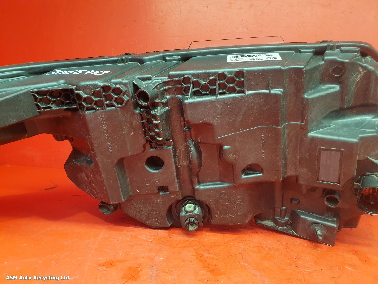 View Auto part L Headlamp Land Rover Range Rover Velar 2020