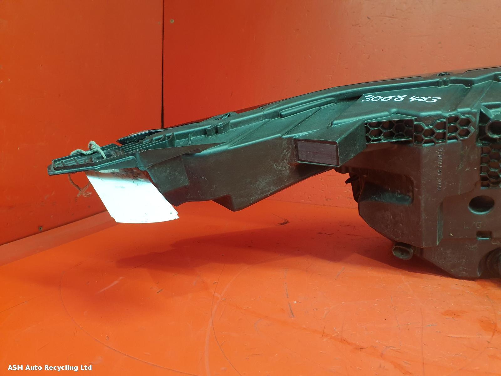 View Auto part L Headlamp Land Rover Range Rover Velar 2020
