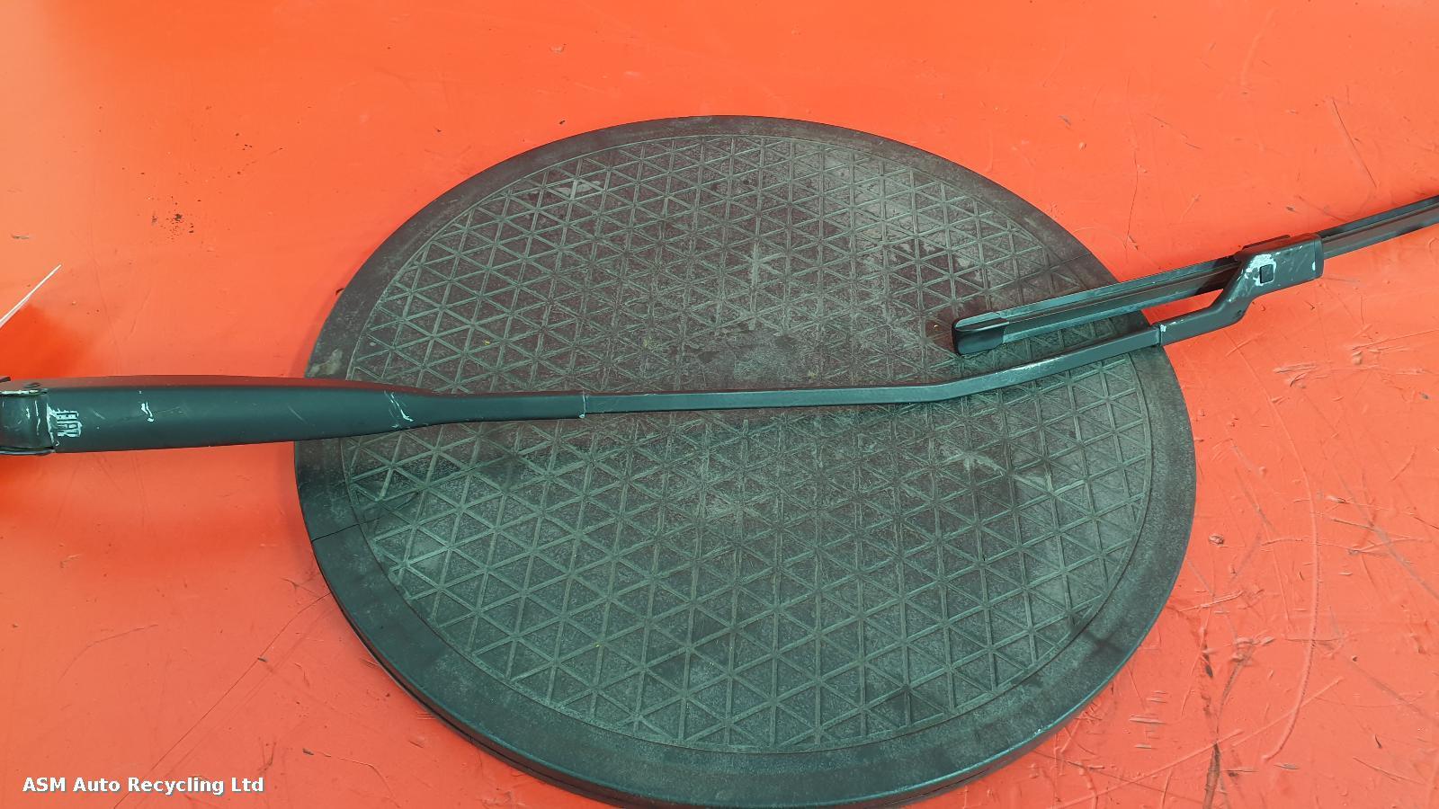 View Auto part Wiper Arm Fiat 500 2012
