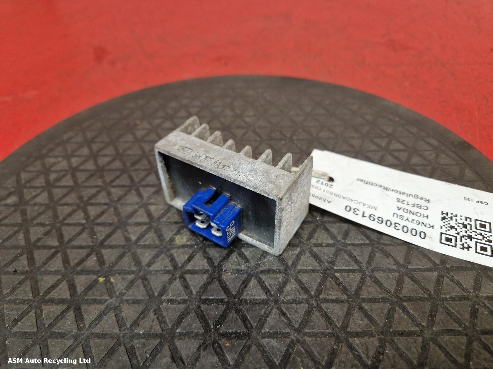 View Auto part Regulator/Rectifier Honda Cbf125 2012