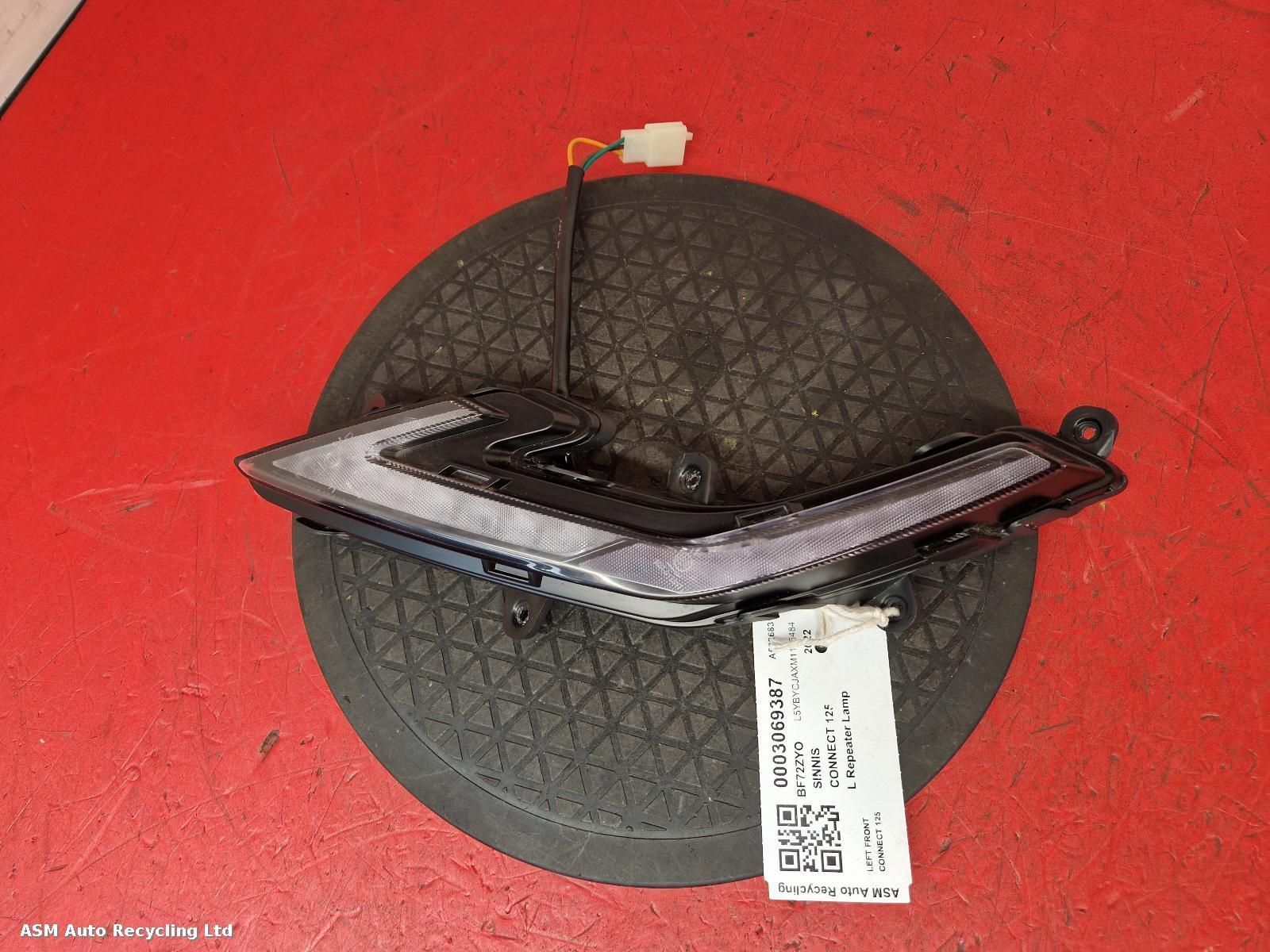 View Auto part L Repeater Lamp Sinnis Connect 125 2022