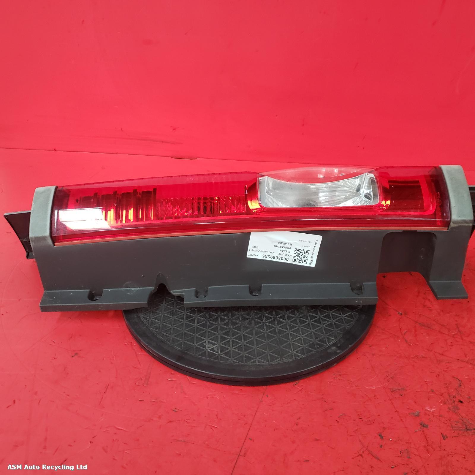 View Auto part R Taillight Nissan Primastar 2008