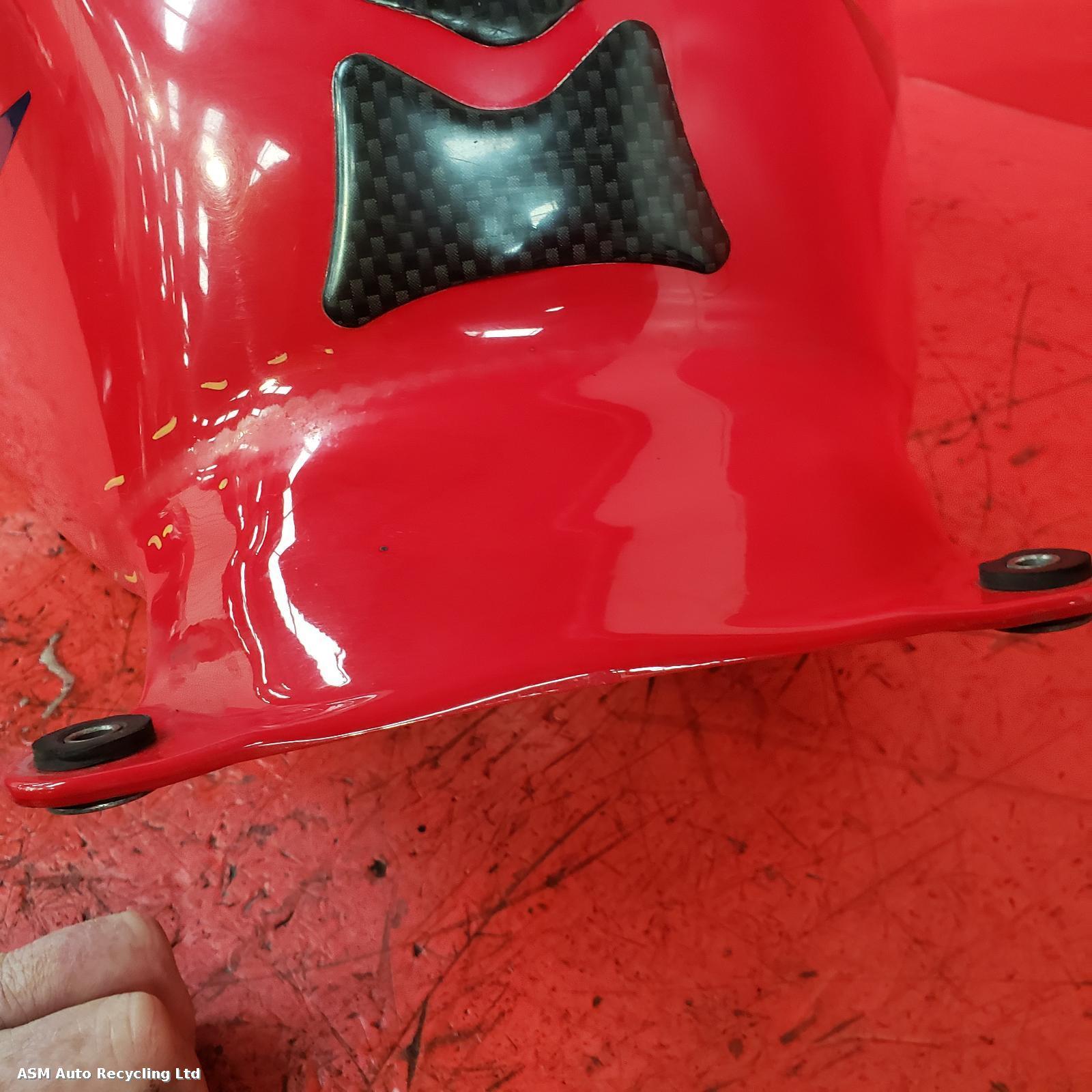 View Auto part Tank Trim Honda Cbr 600 Rr-5 2006