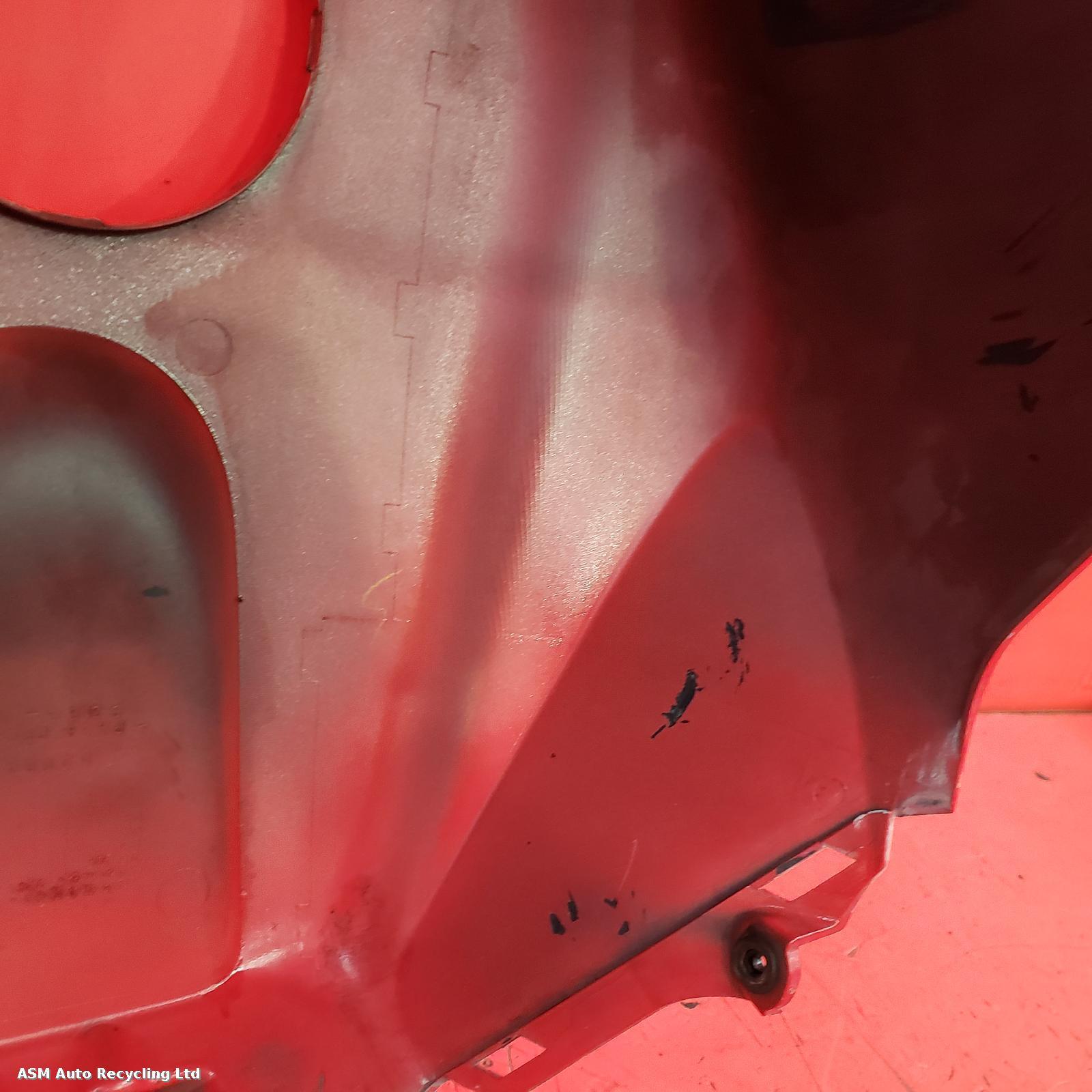 View Auto part Tank Trim Honda Cbr 600 Rr-5 2006