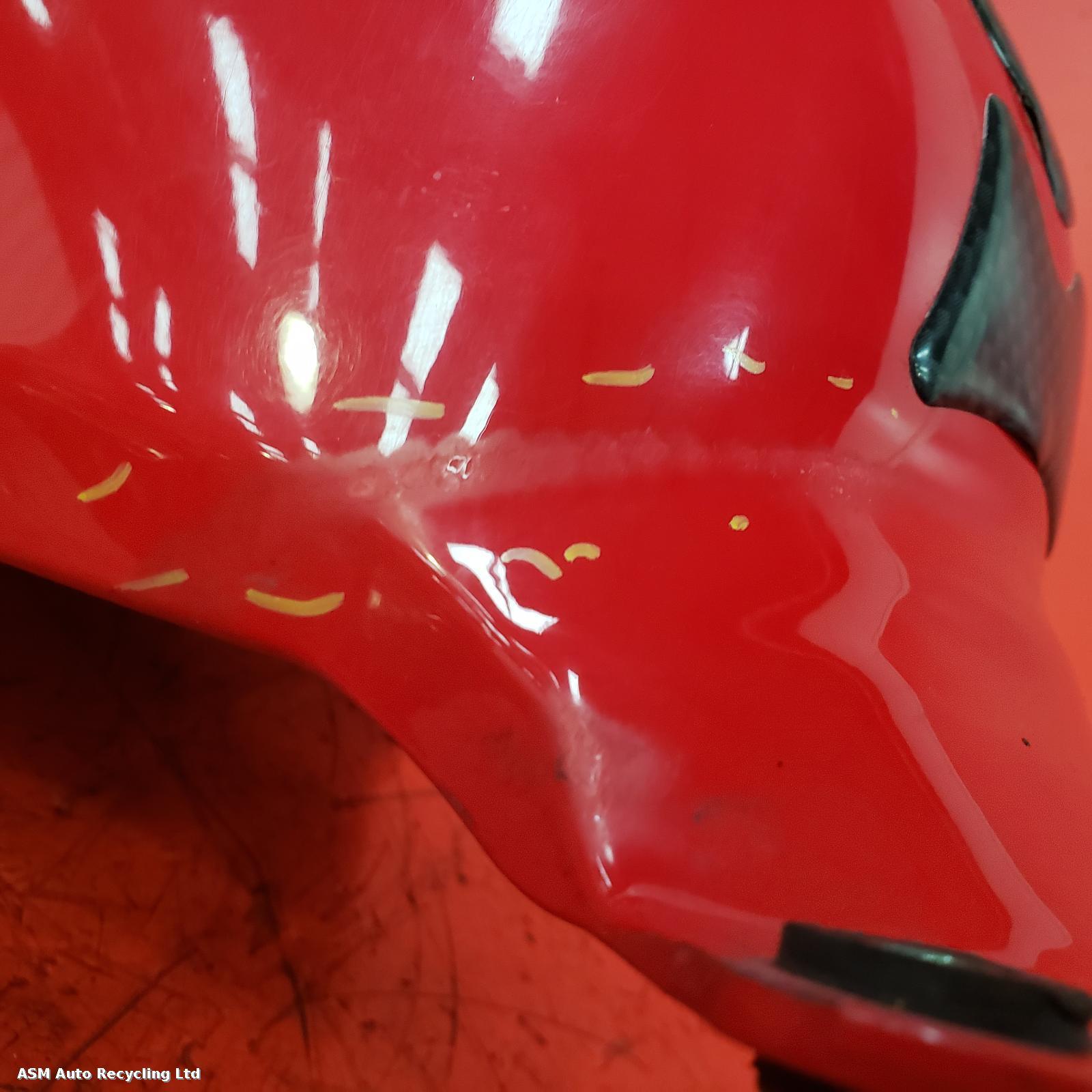 View Auto part Tank Trim Honda Cbr 600 Rr-5 2006