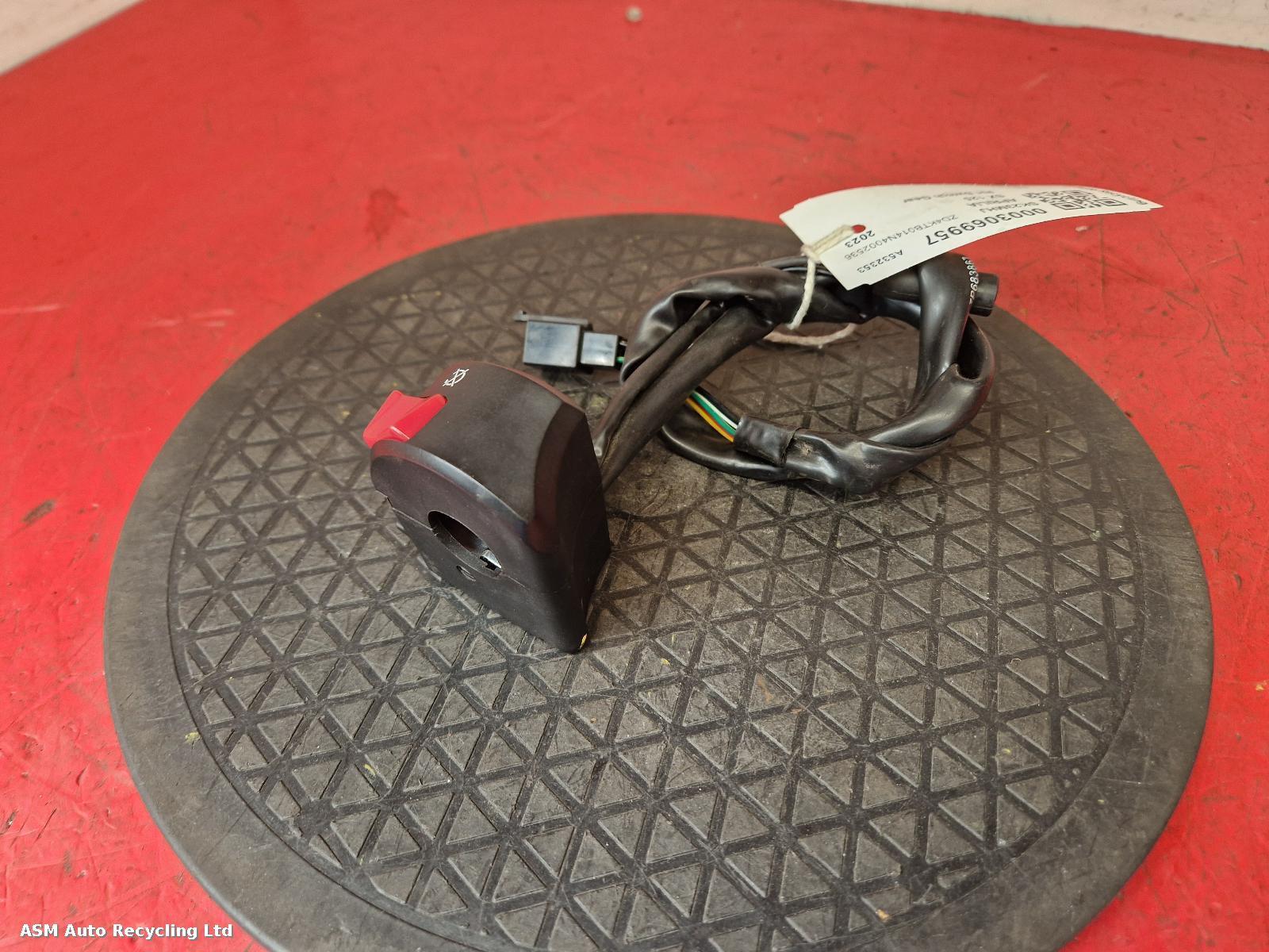 View Auto part RH Switch Gear Aprilia Sx 125 2023
