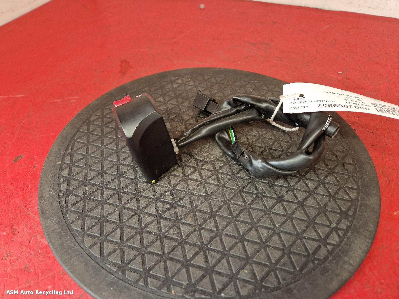 View Auto part RH Switch Gear Aprilia Sx 125 2023