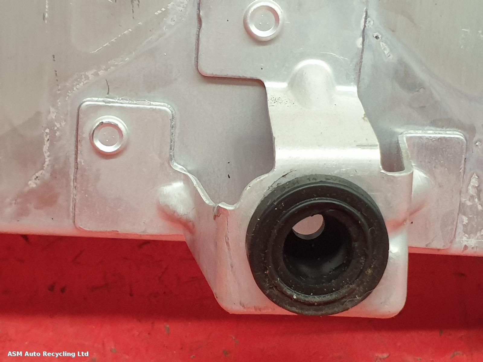 View Auto part Intercooler Land Rover Range Rover Sport 2023