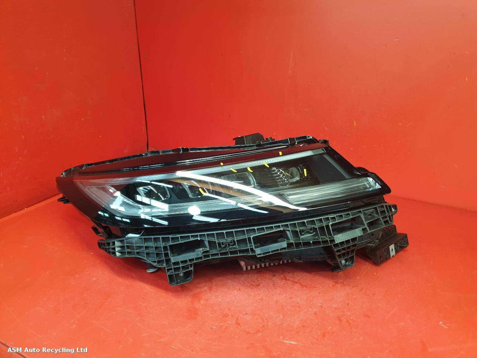 View Auto part R Headlamp Land Rover Range Rover Sport 2023