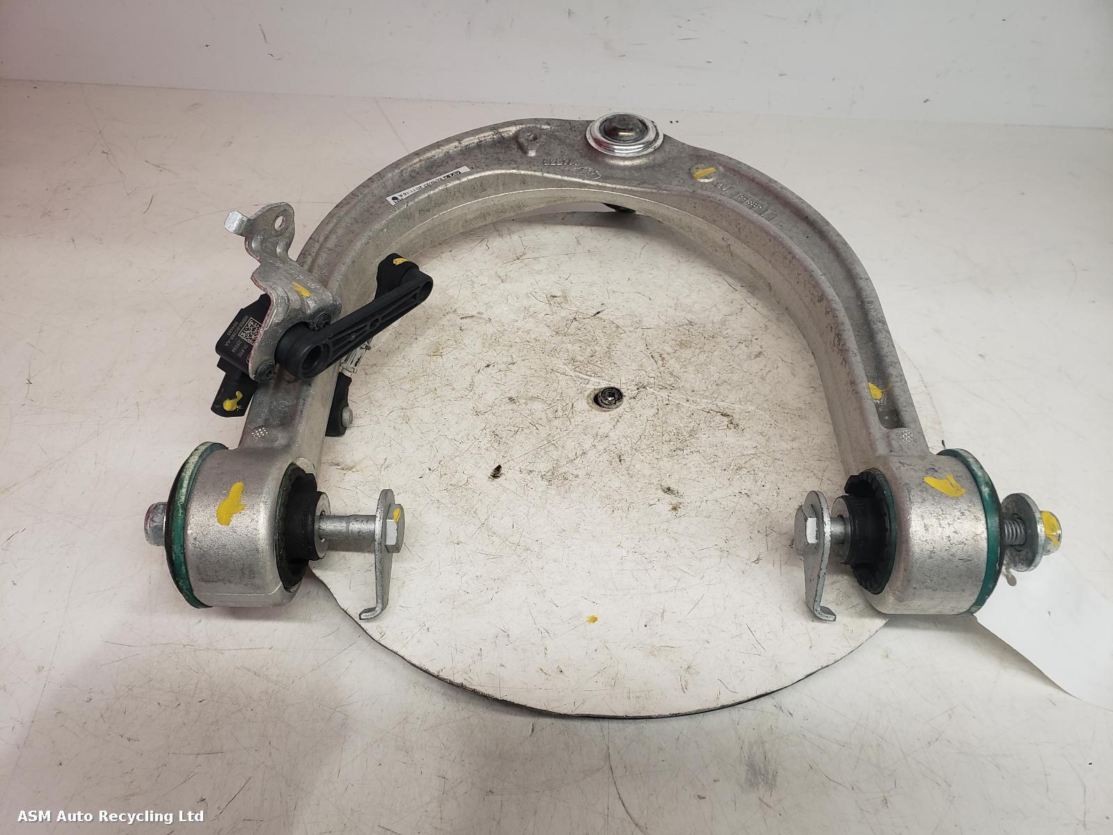 View Auto part RF Upper Control Arm Land Rover Range Rover Sport 2023