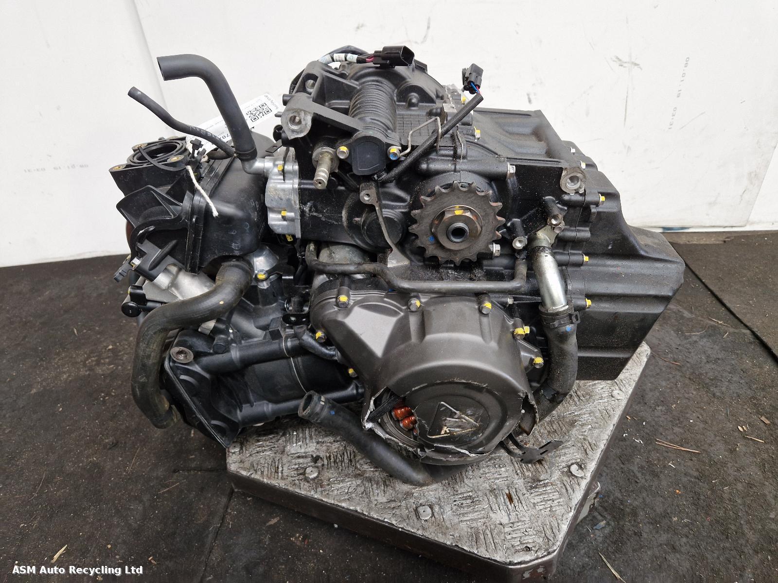 View Auto part Engine Triumph Trident 2022