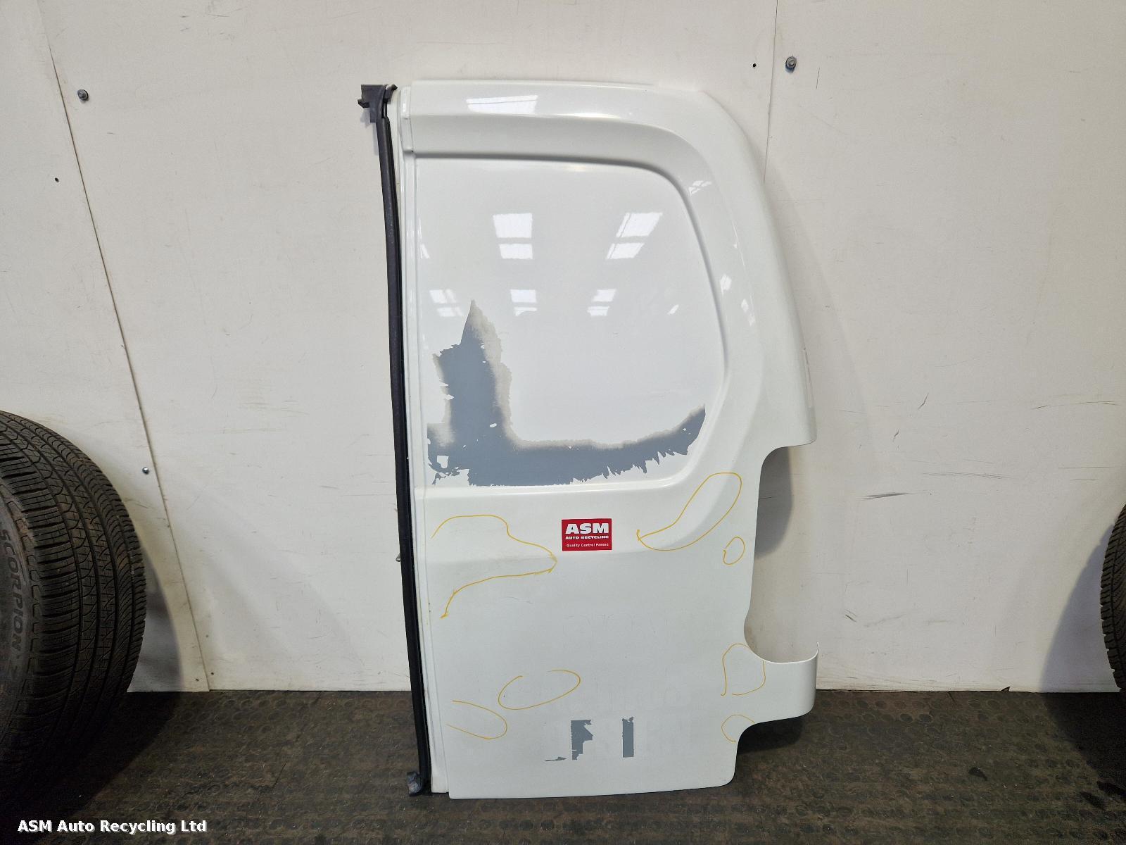 View Auto part R Rear Door Citroen Berlingo 2011
