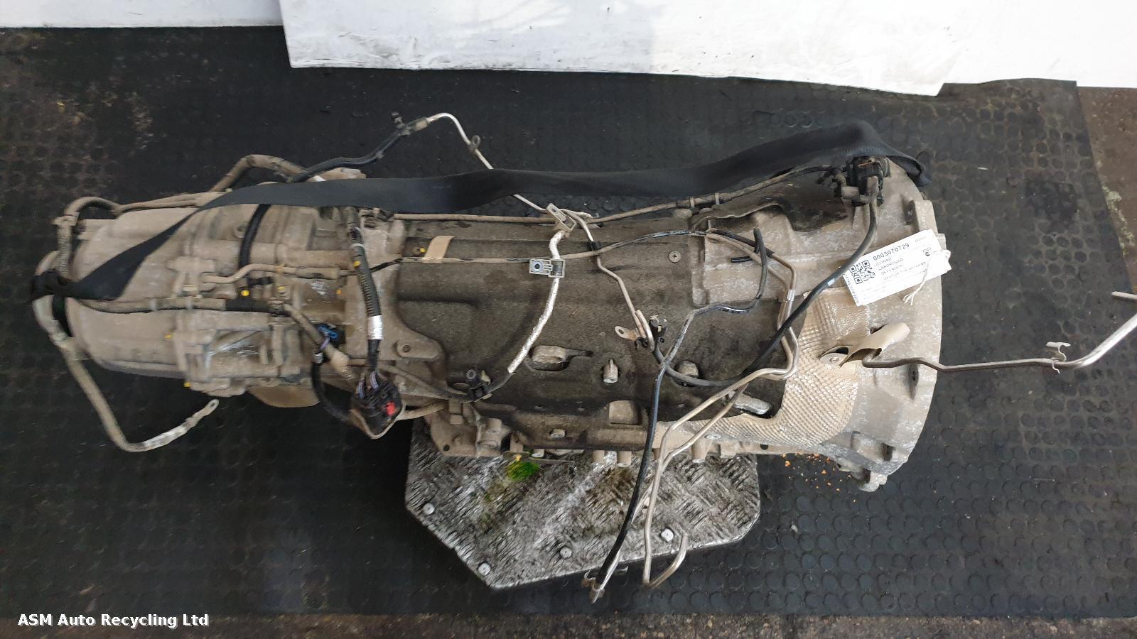 View Auto part Gearbox Land Rover Defender 2023