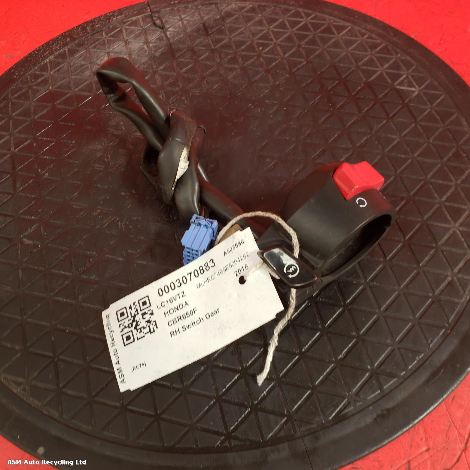View Auto part RH Switch Gear Honda Cbr650f 2016