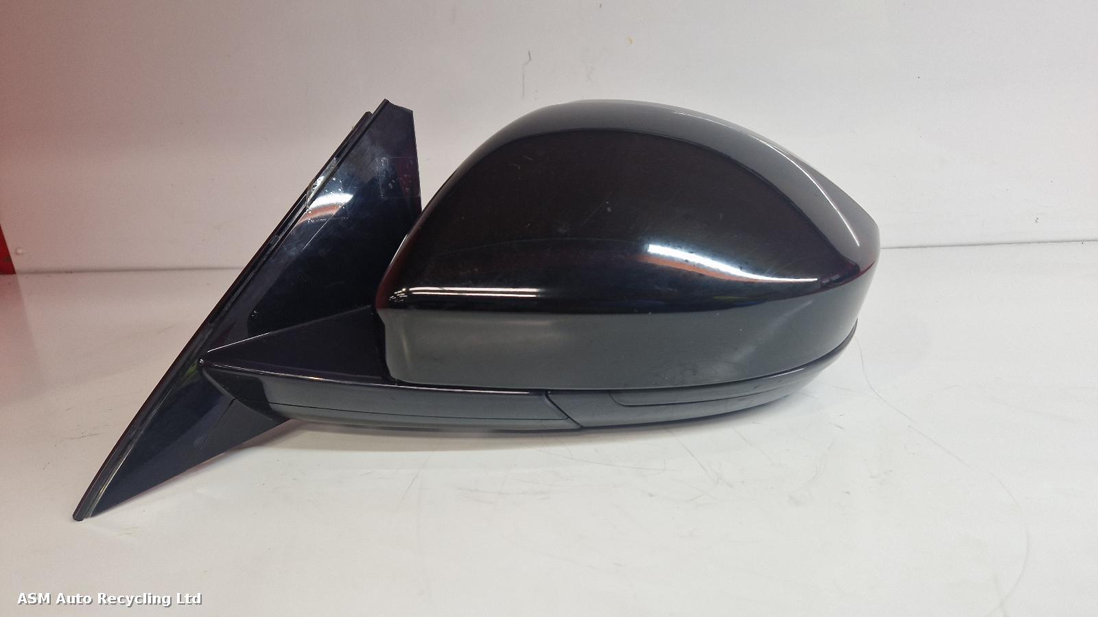 View Auto part L Door Mirror Land Rover Range Rover Evoque 2020