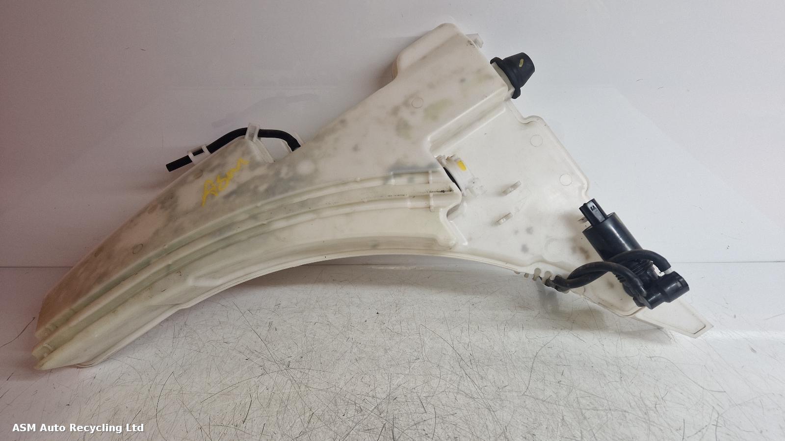 View Auto part Washer Bottle Land Rover Range Rover Evoque 2020