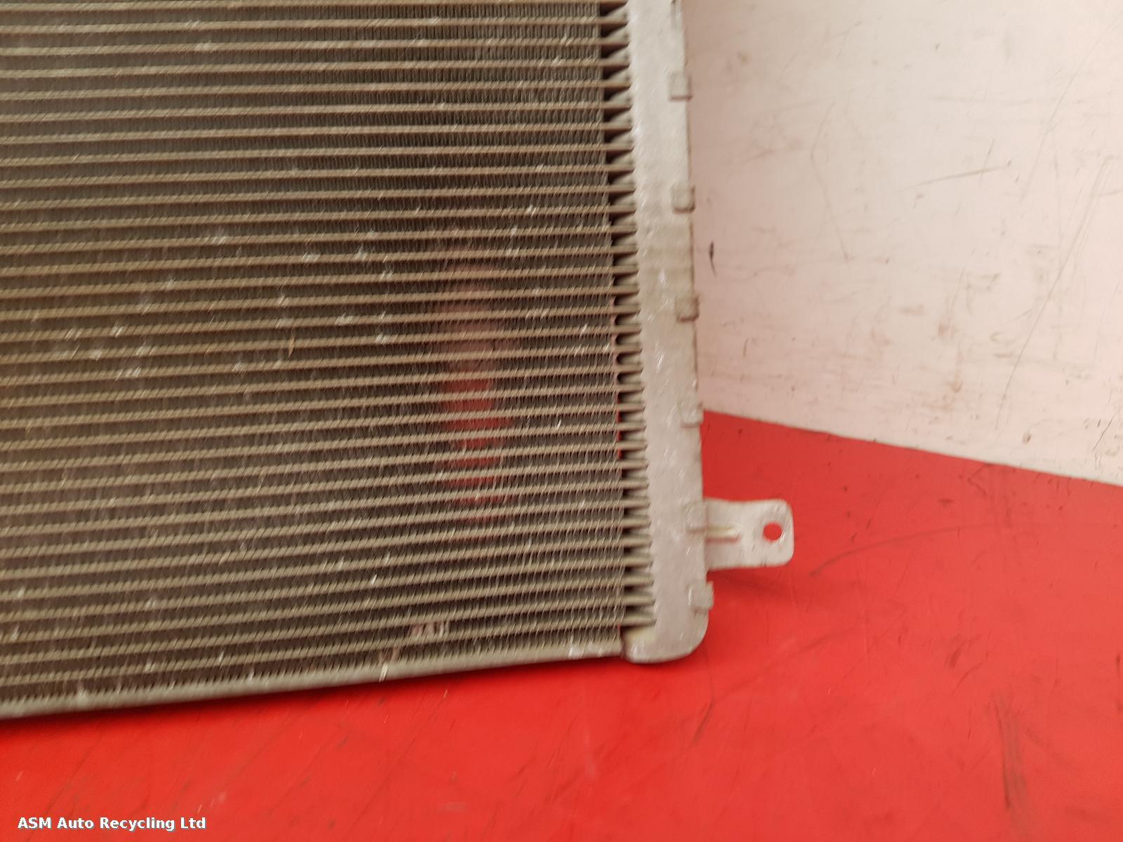 View Auto part Radiator Land Rover Range Rover Evoque 2019