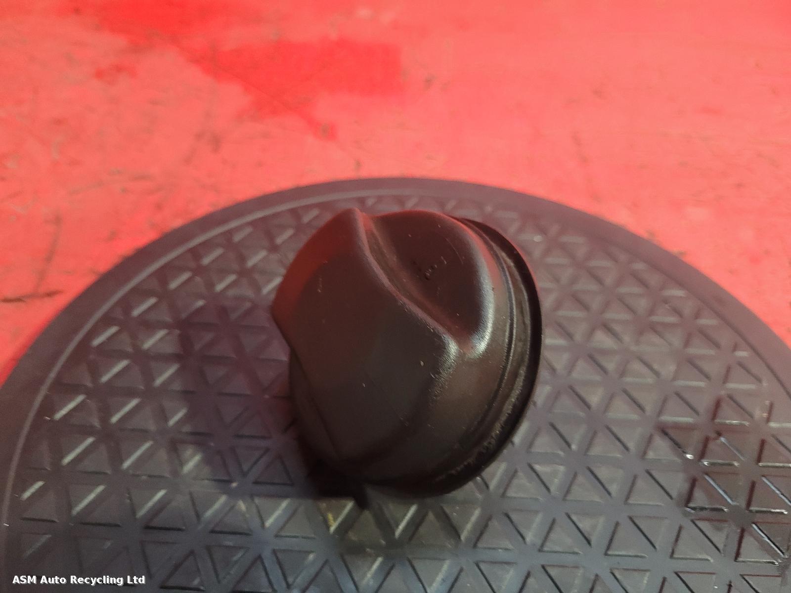 View Auto part Fuel Filler Flap Vauxhall Meriva 2006