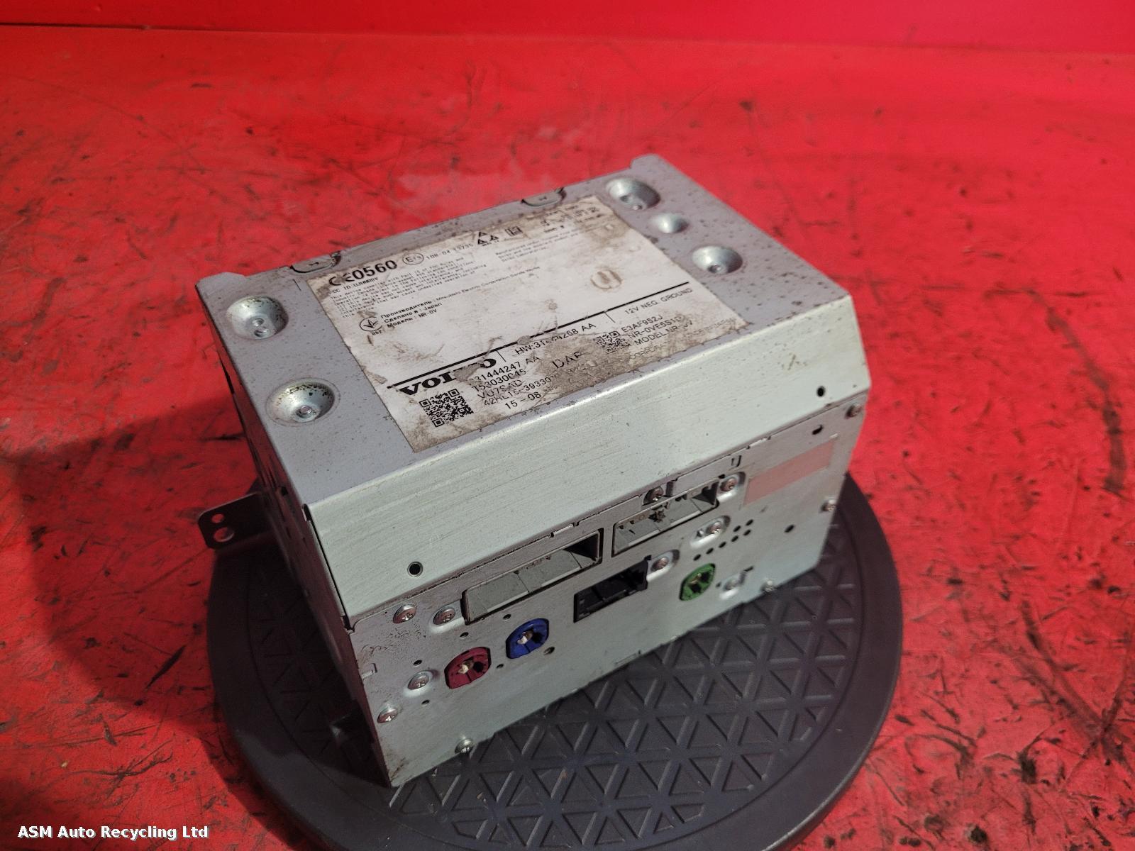 View Auto part A/V Equipment Volvo Xc90 2015
