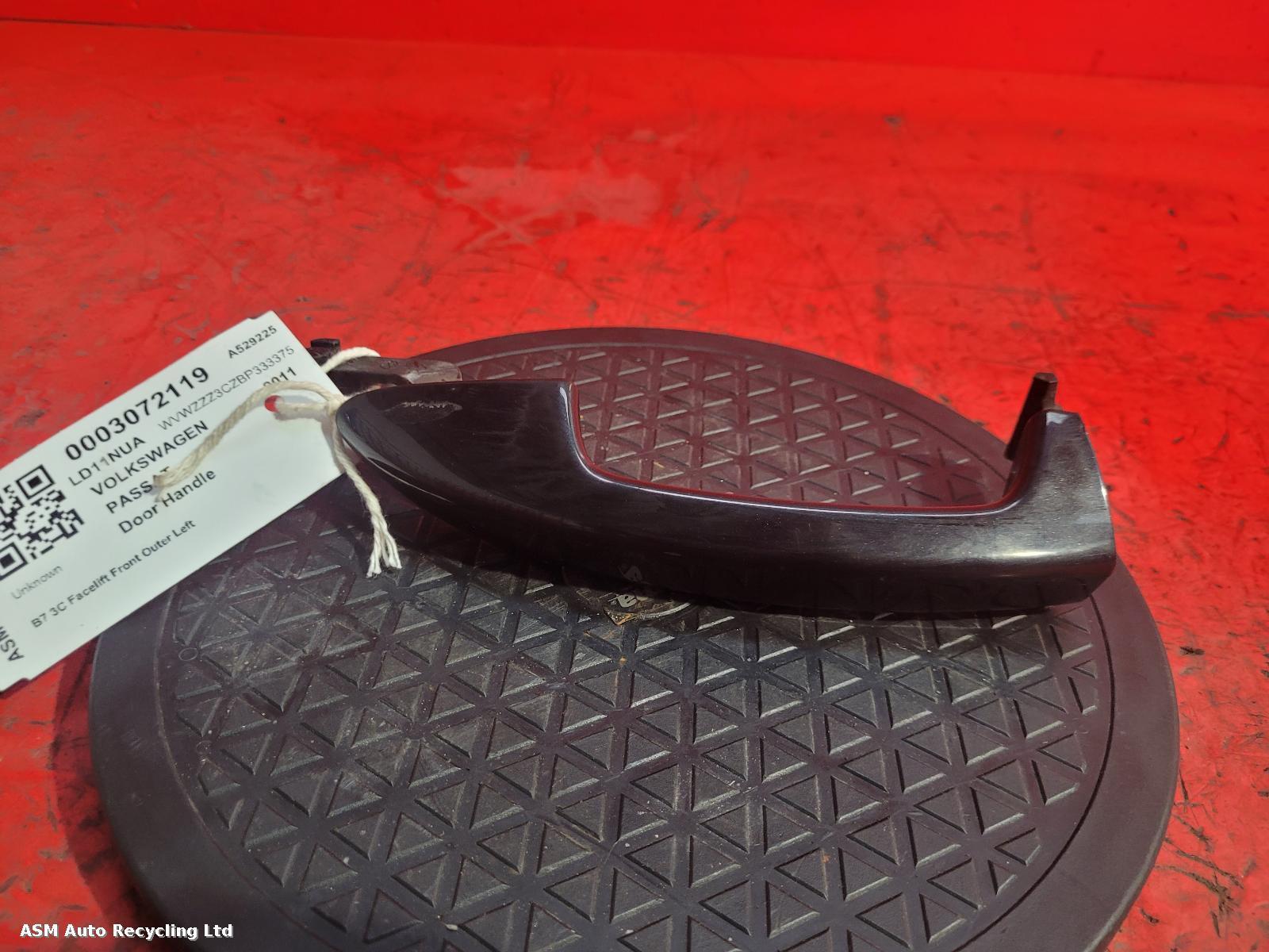 View Auto part Door Handle Volkswagen Passat 2011