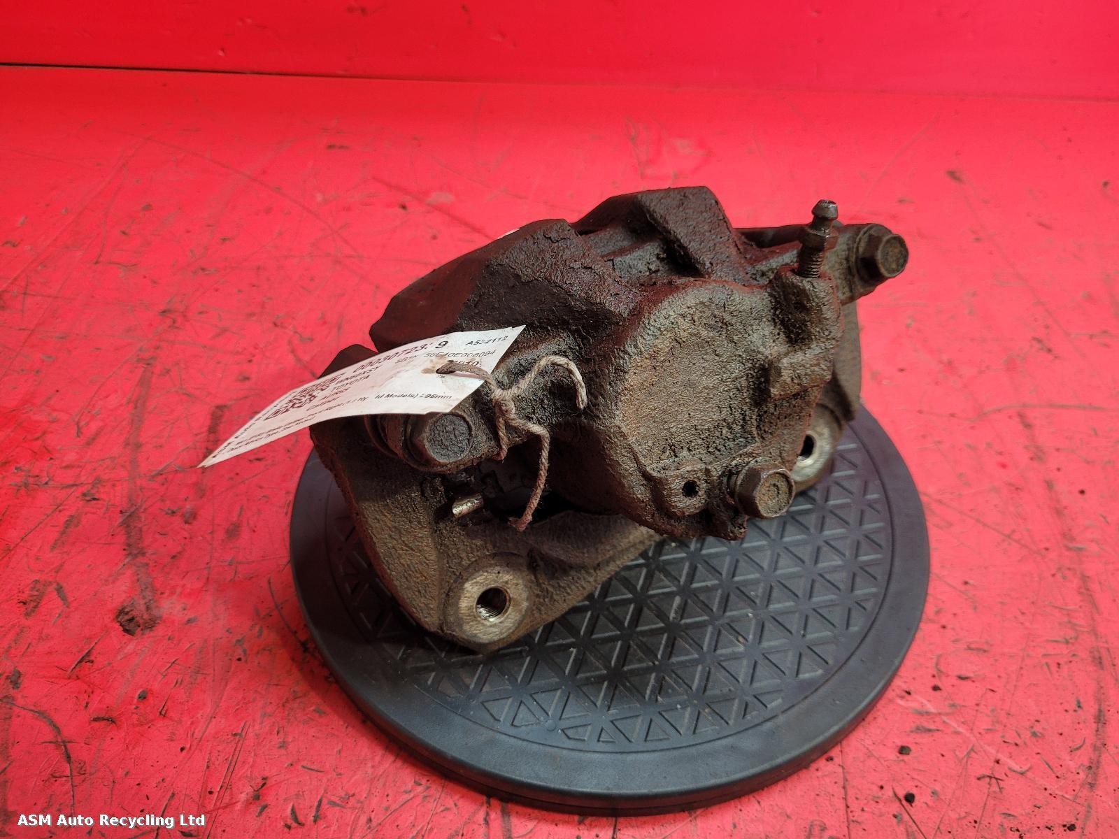 View Auto part Caliper Toyota Auris 2010