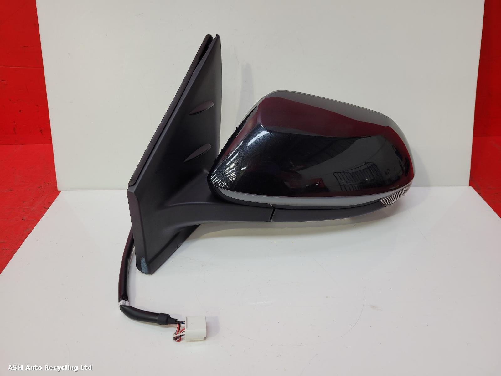 View Auto part L Door Mirror Toyota Yaris 2021