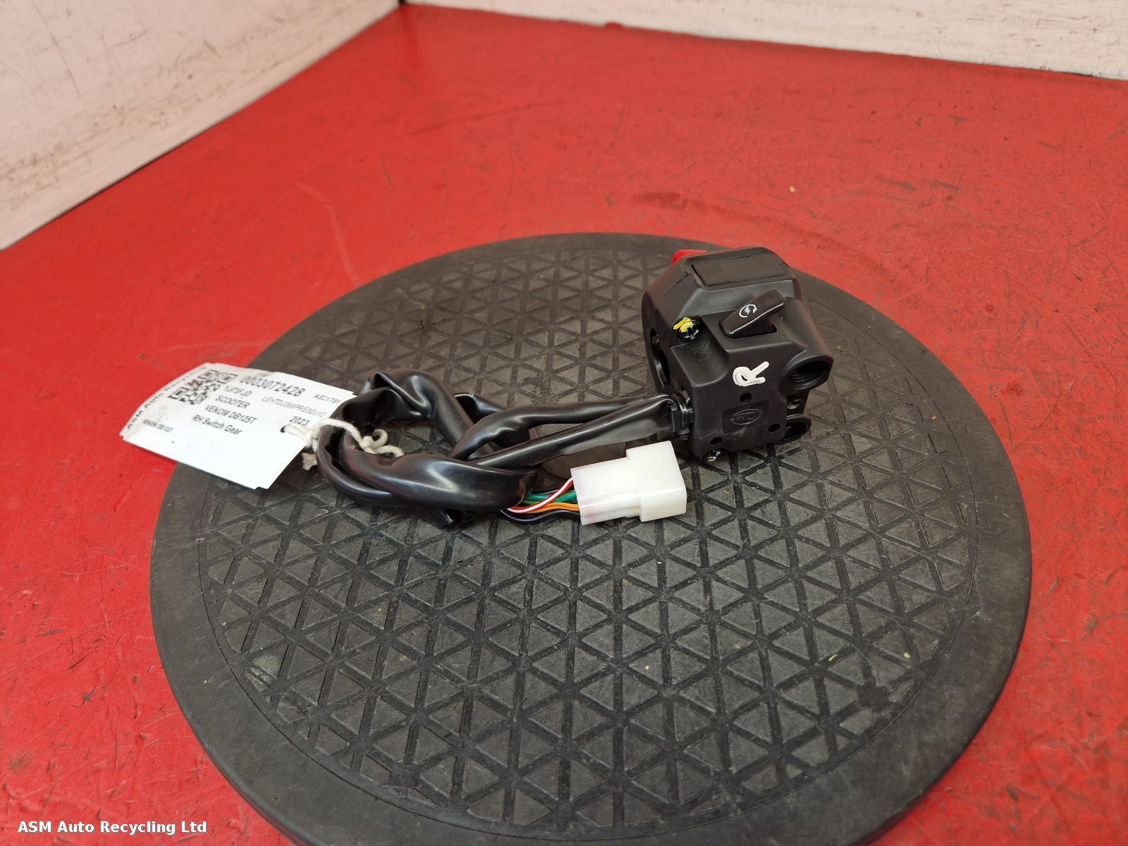 View Auto part RH Switch Gear Scooter Venom Db125t 2023