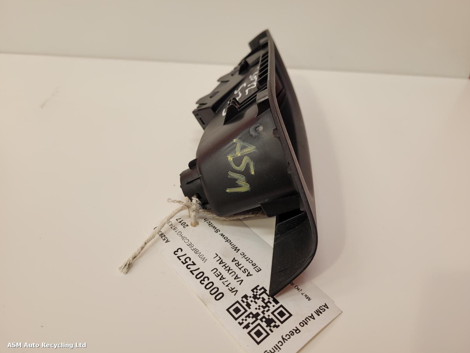 View Auto part Elect. Window Switch Vauxhall Astra 2017