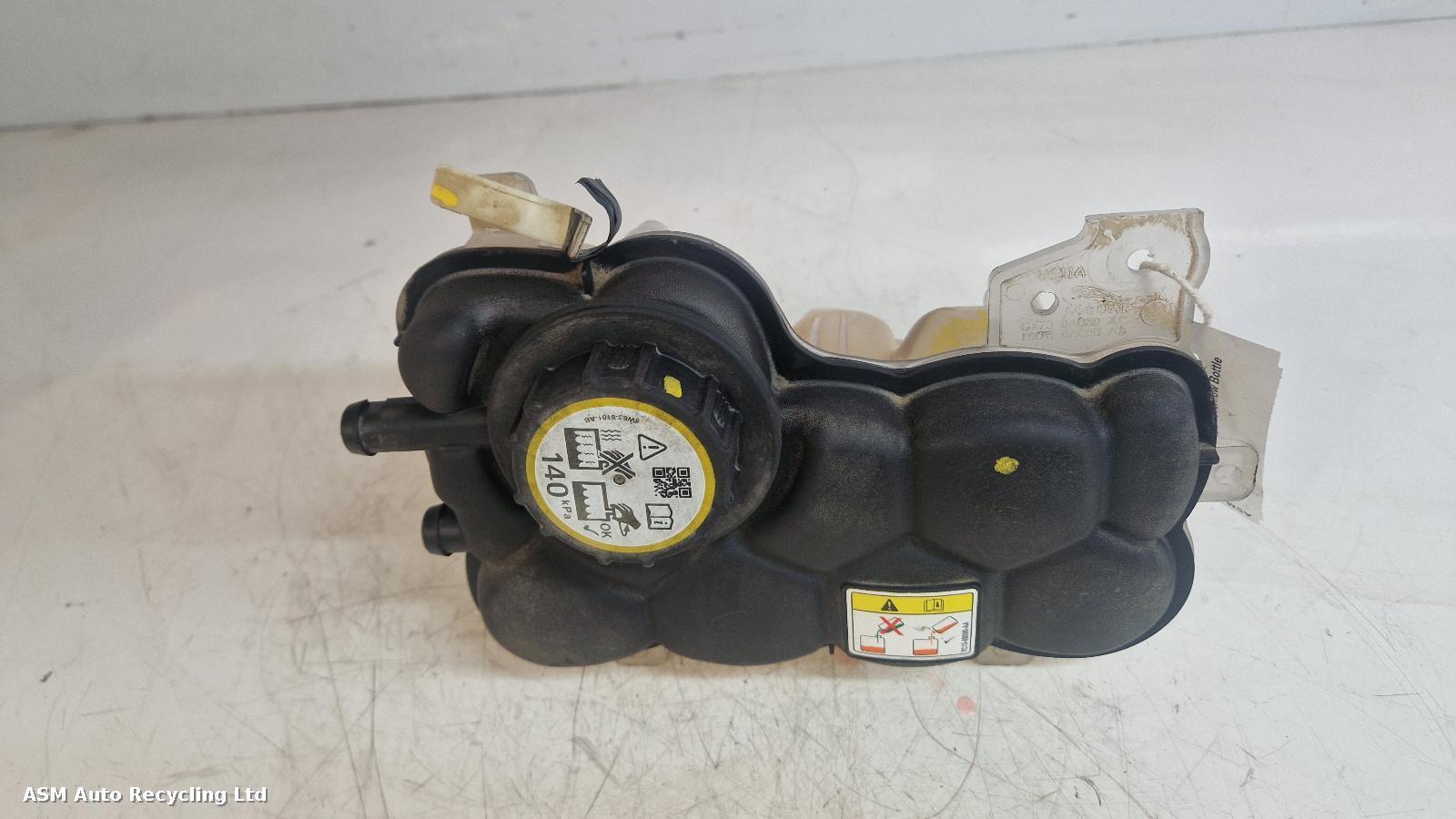 View Auto part Overflow Bottle Land Rover Range Rover Velar 2020