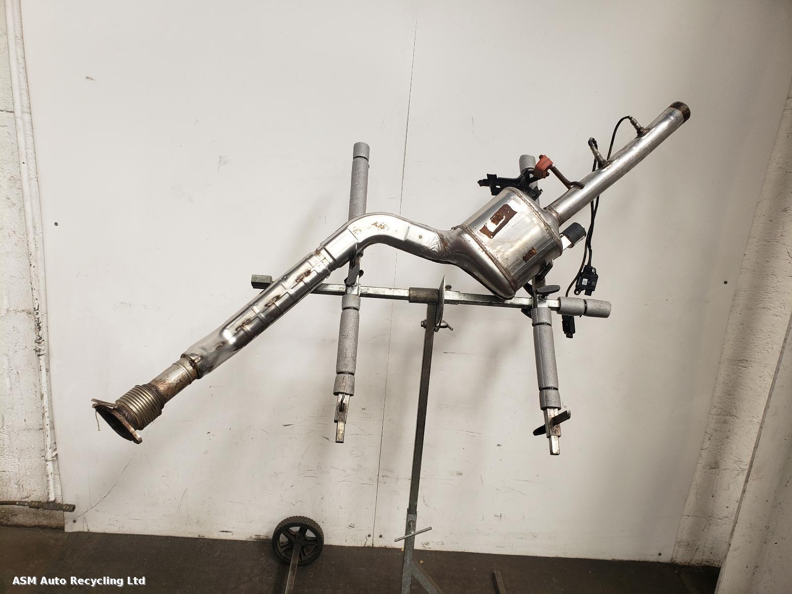 View Auto part DPF Land Rover Range Rover Velar 2020
