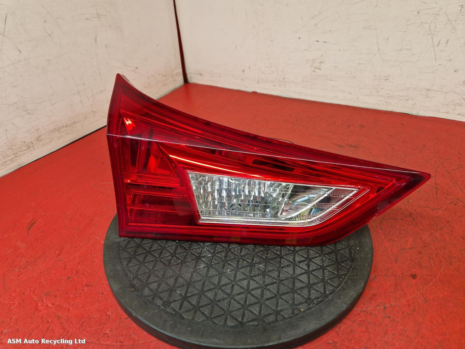 View Auto part L Taillight Toyota Auris 2013