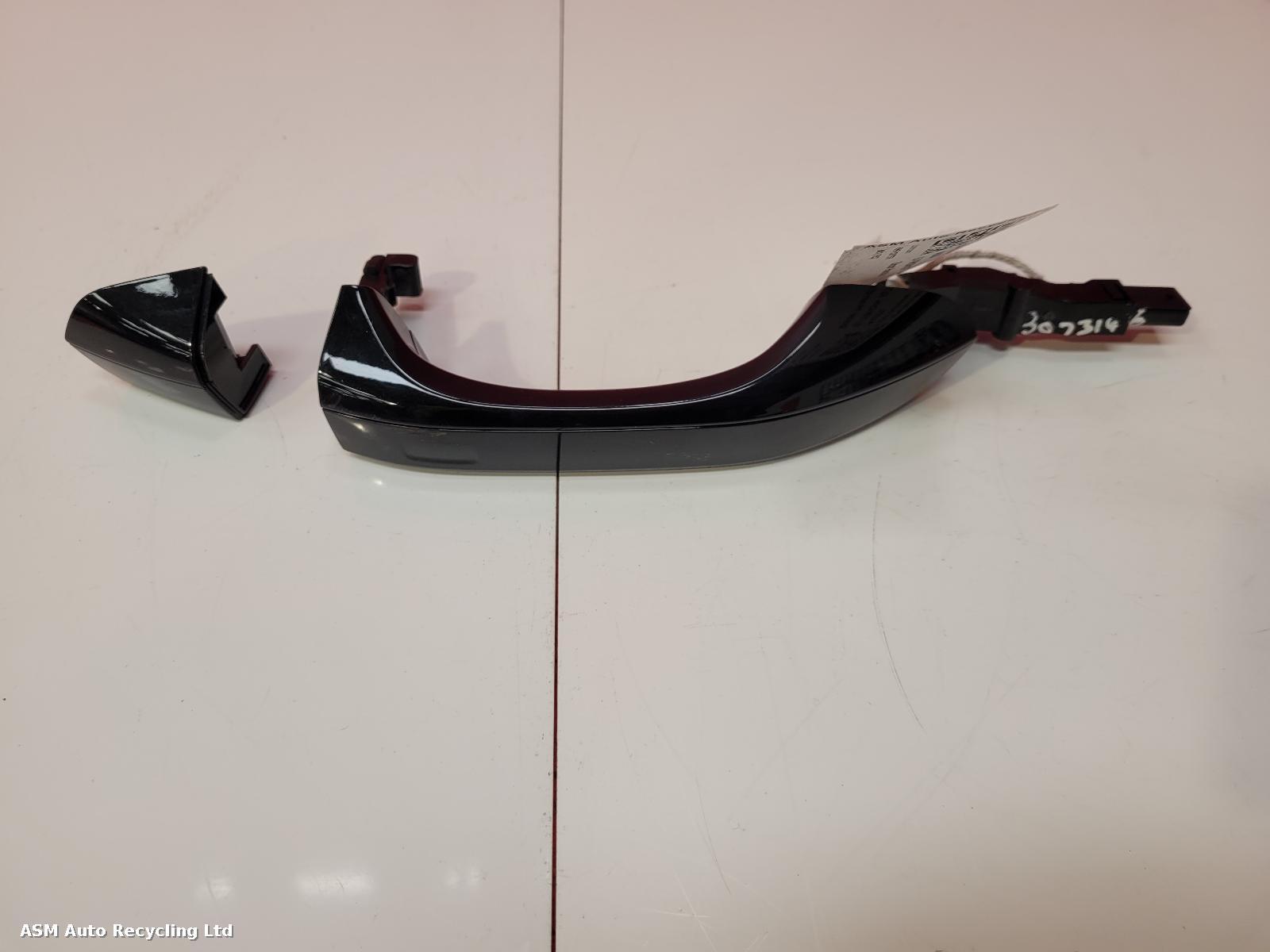 View Auto part Door Handle Audi E-tron Gt 2022