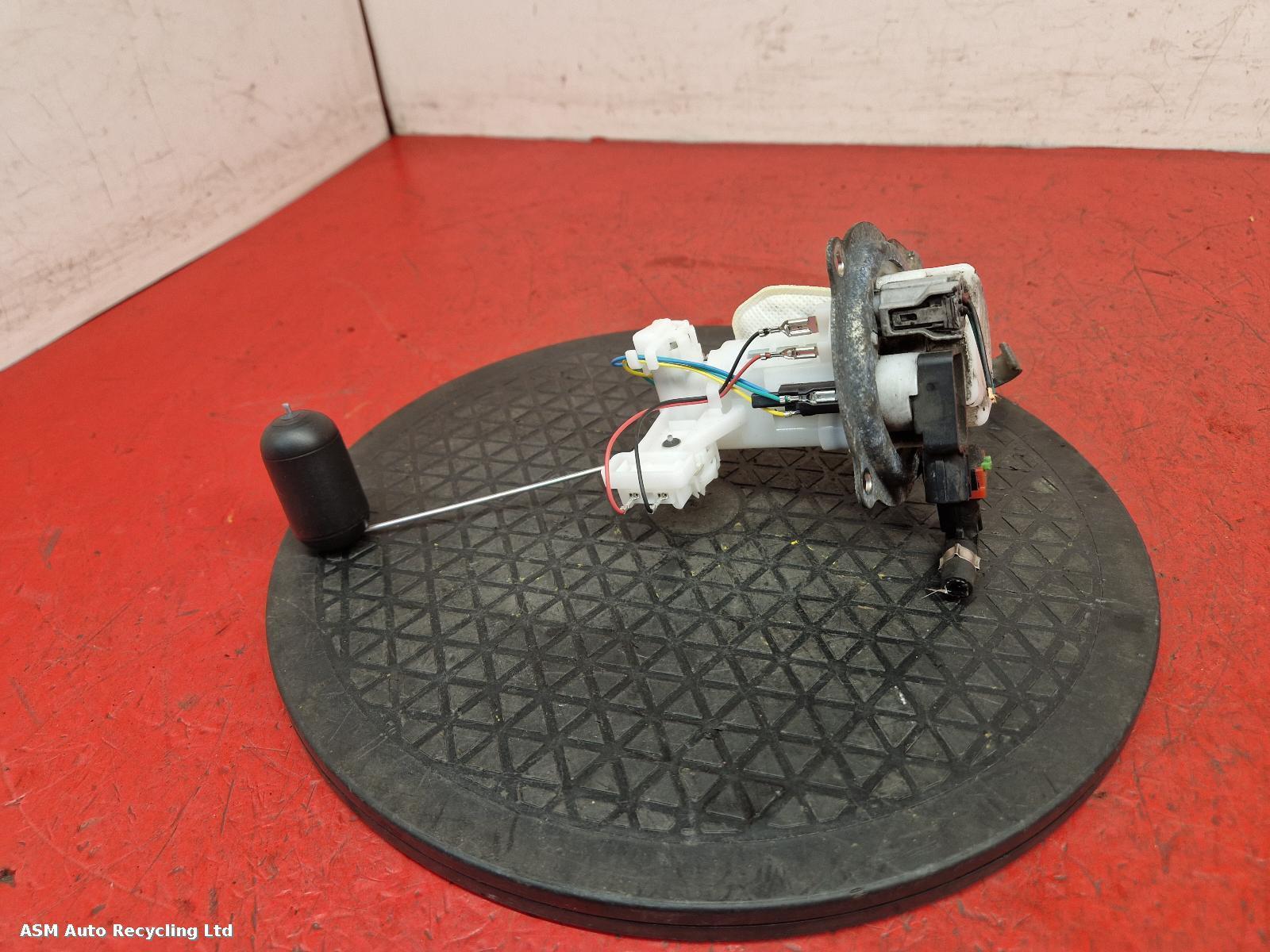 View Auto part Fuel Pump Yamaha X-max 125 2021