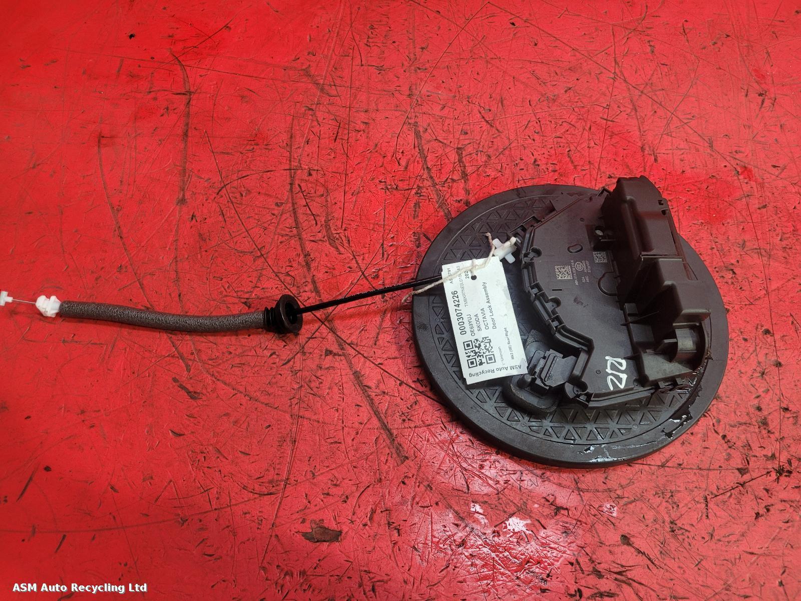 View Auto part Door Lock Assembly Skoda Octavia 2020