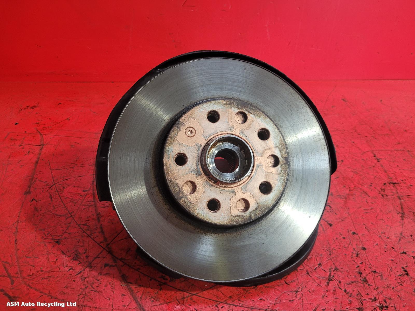 View Auto part RF Hub/Stub Axle Assembly Skoda Octavia 2020