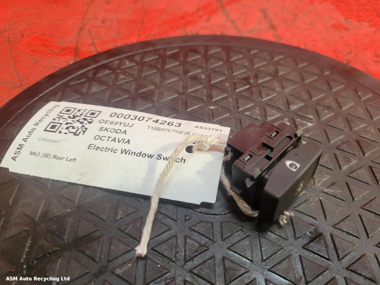 View Auto part Elect. Window Switch Skoda Octavia 2020