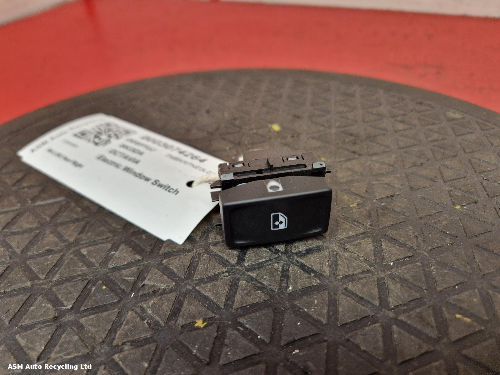 View Auto part Elect. Window Switch Skoda Octavia 2020