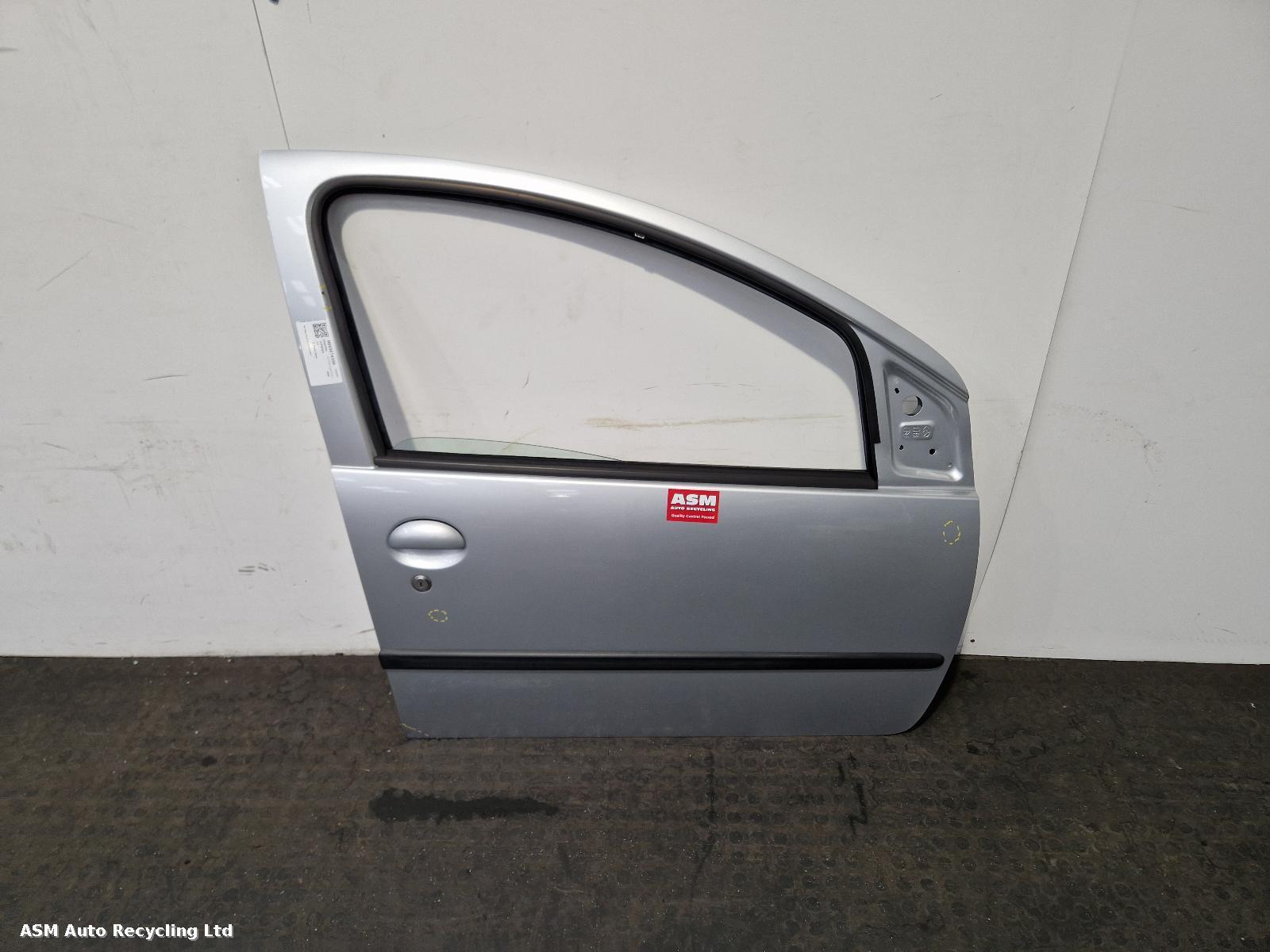 View Auto part R Front Door Citroen C1 2006