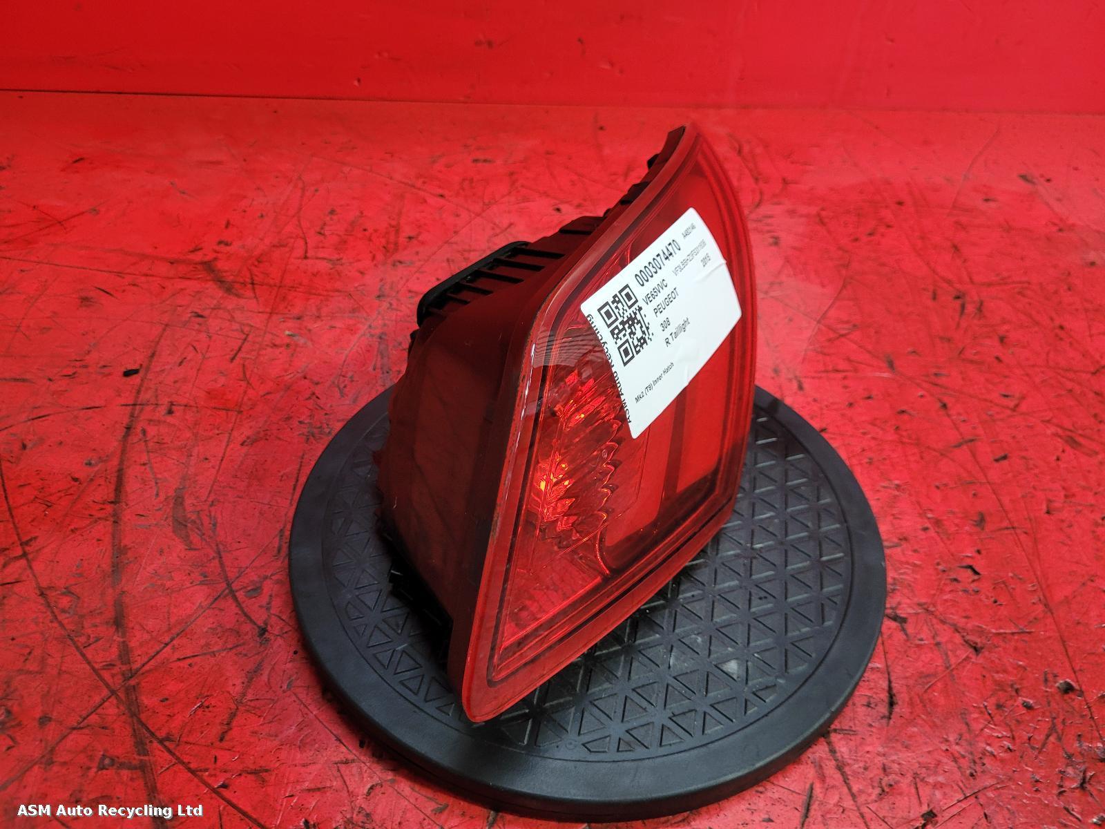 View Auto part R Taillight Peugeot 308 2015