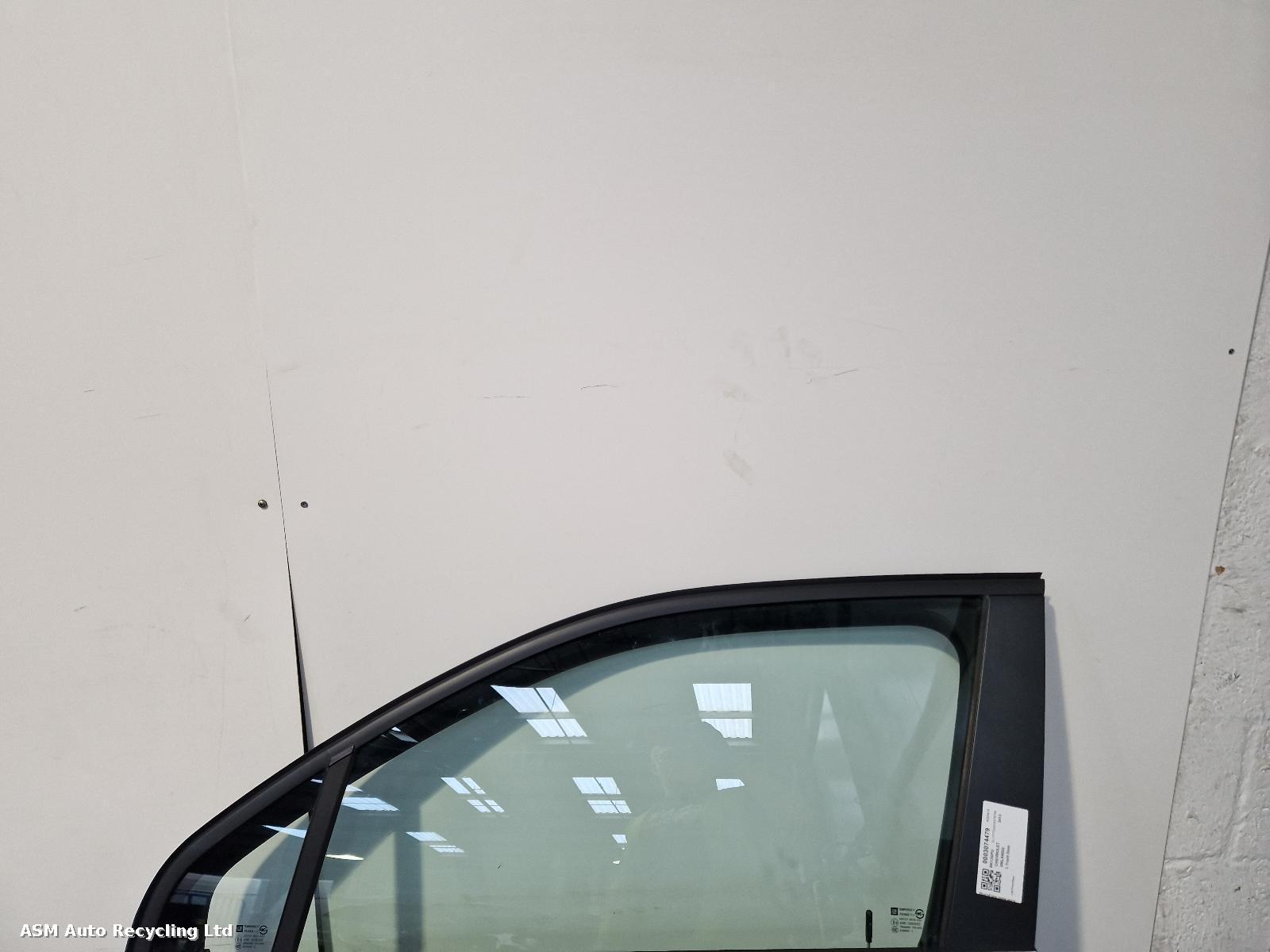 View Auto part L Front Door Chevrolet Orlando 2012