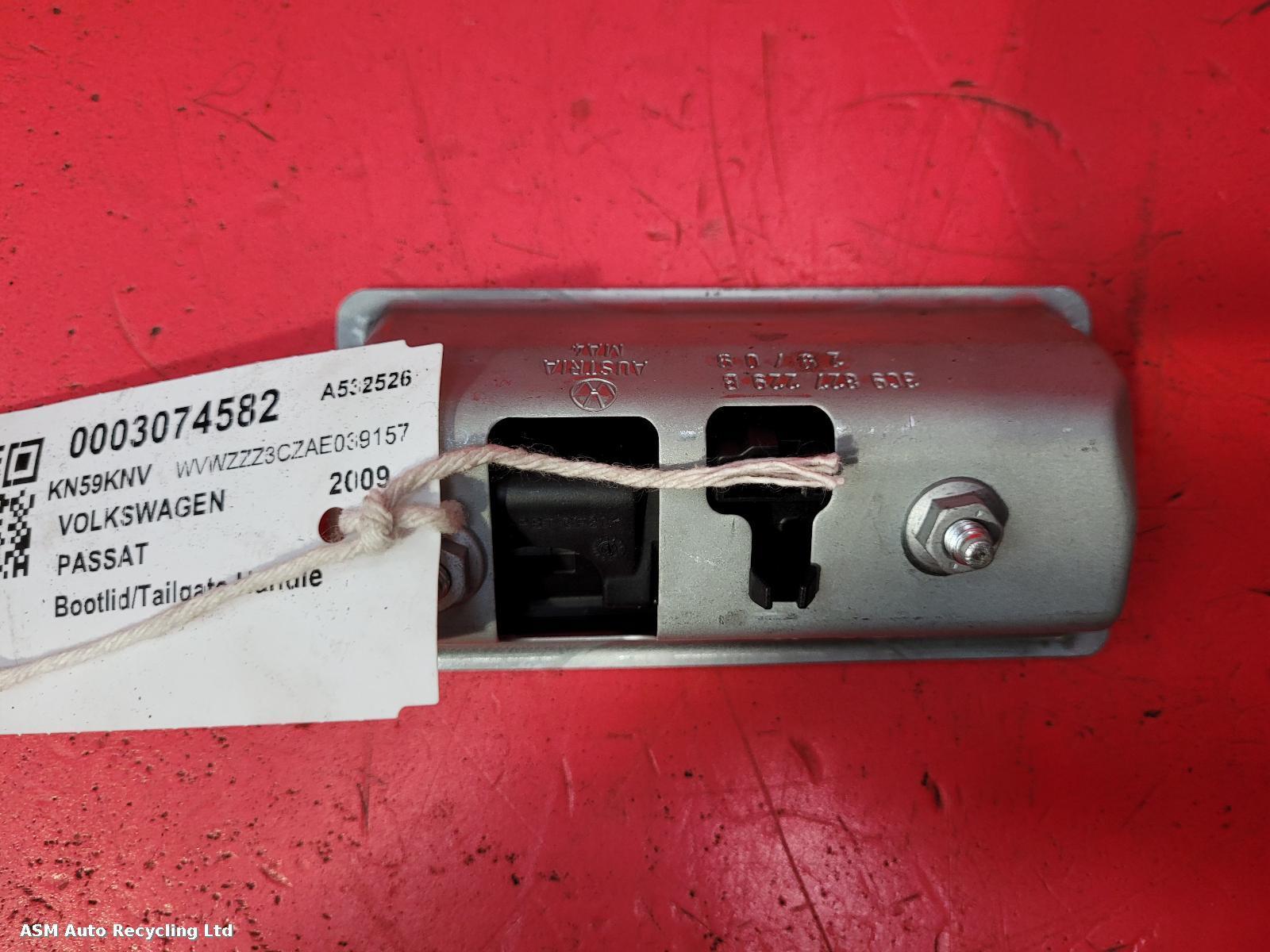 View Auto part Tailgate Handle Volkswagen Passat 2009