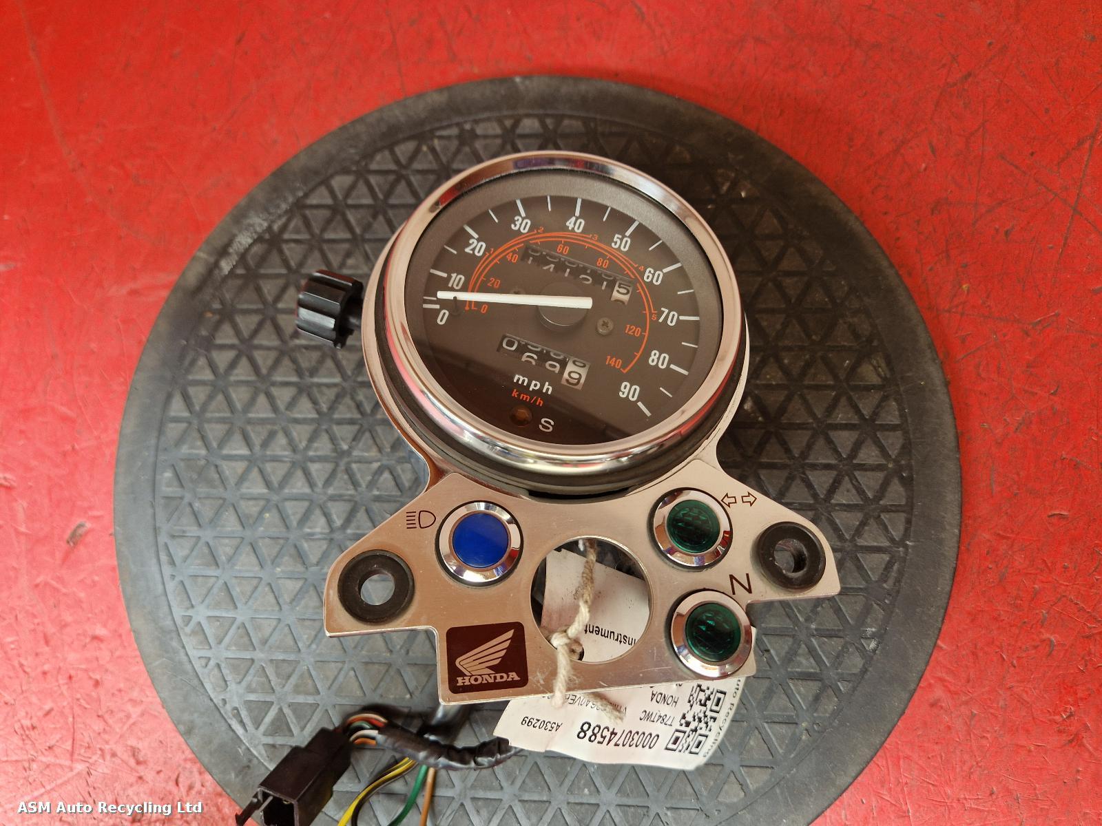 View Auto part Speedometer Honda Ca 1999