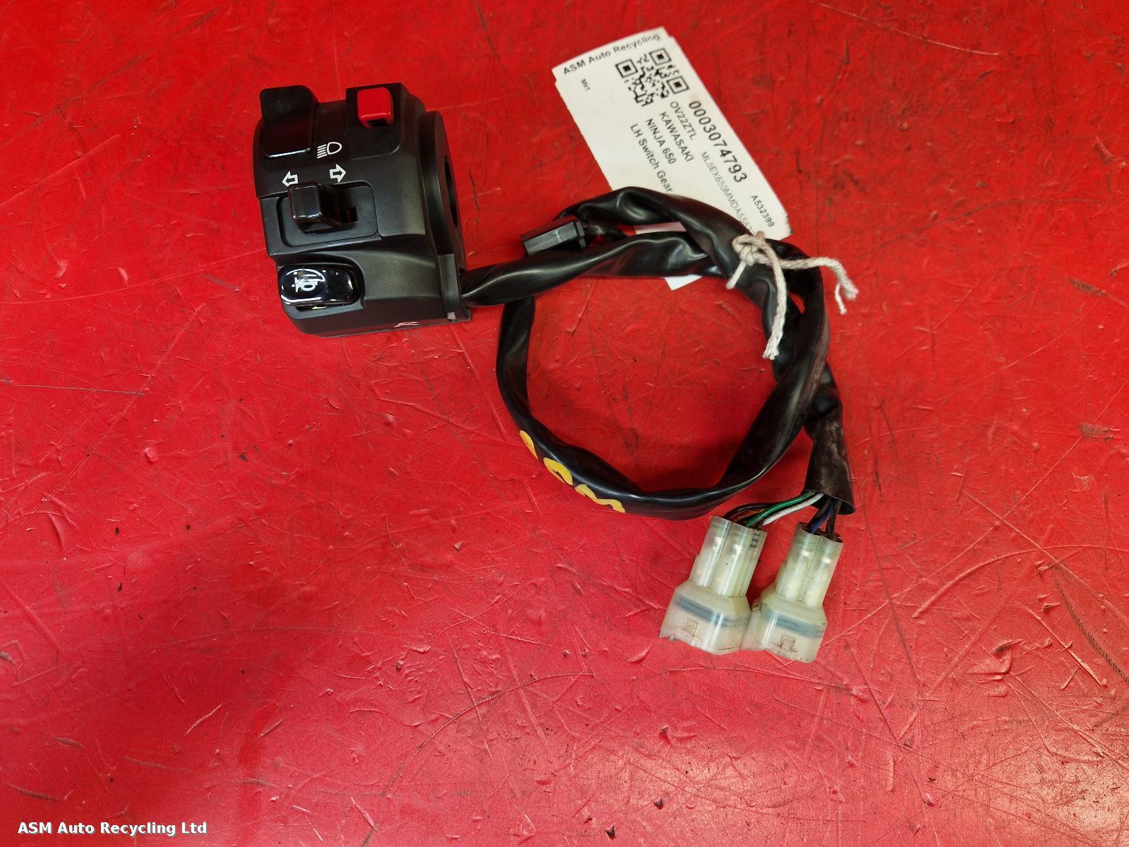View Auto part LH Switch Gear Kawasaki Ninja 650 2022