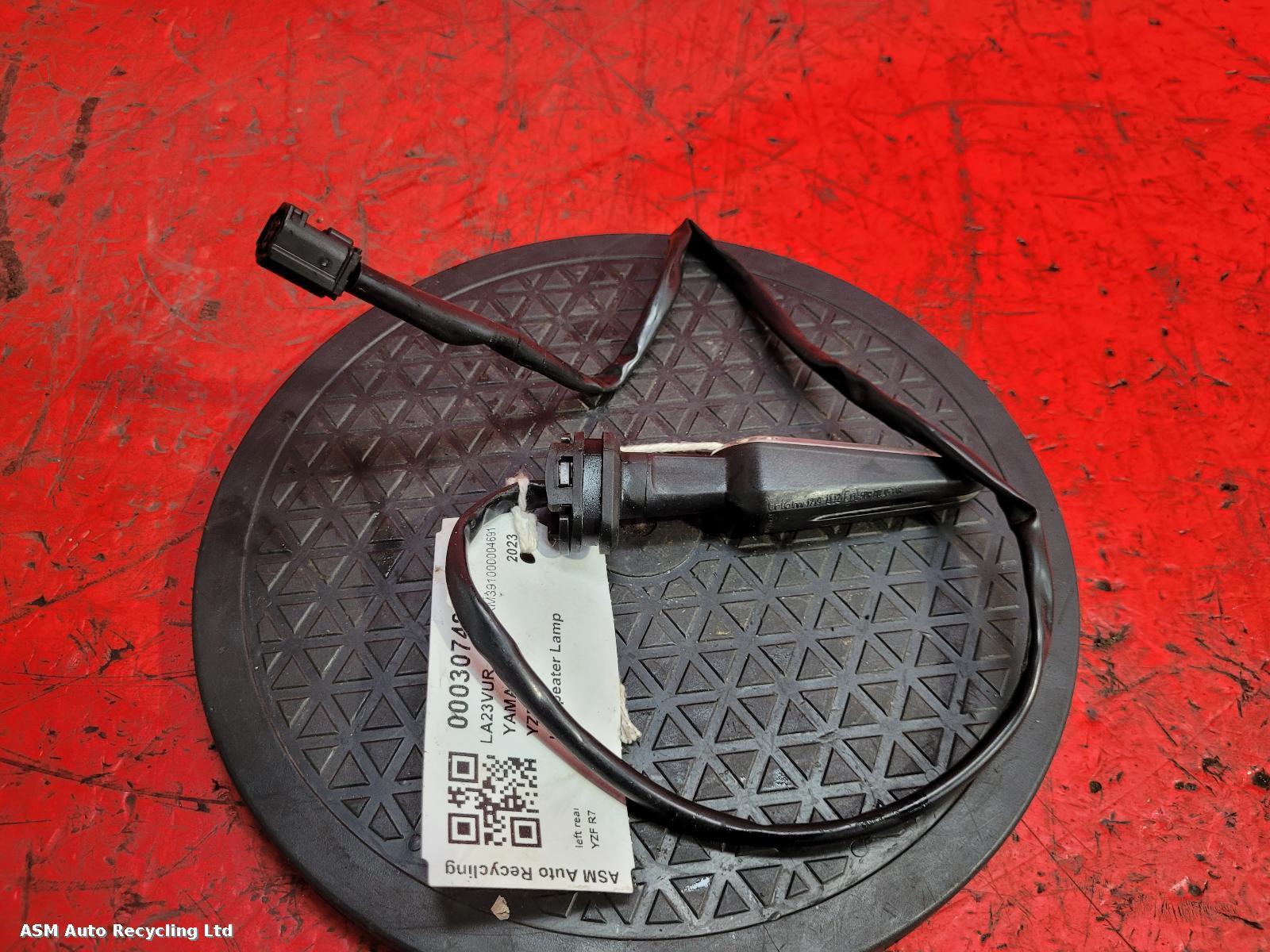 View Auto part L Repeater Lamp Yamaha Yzf R7 2023