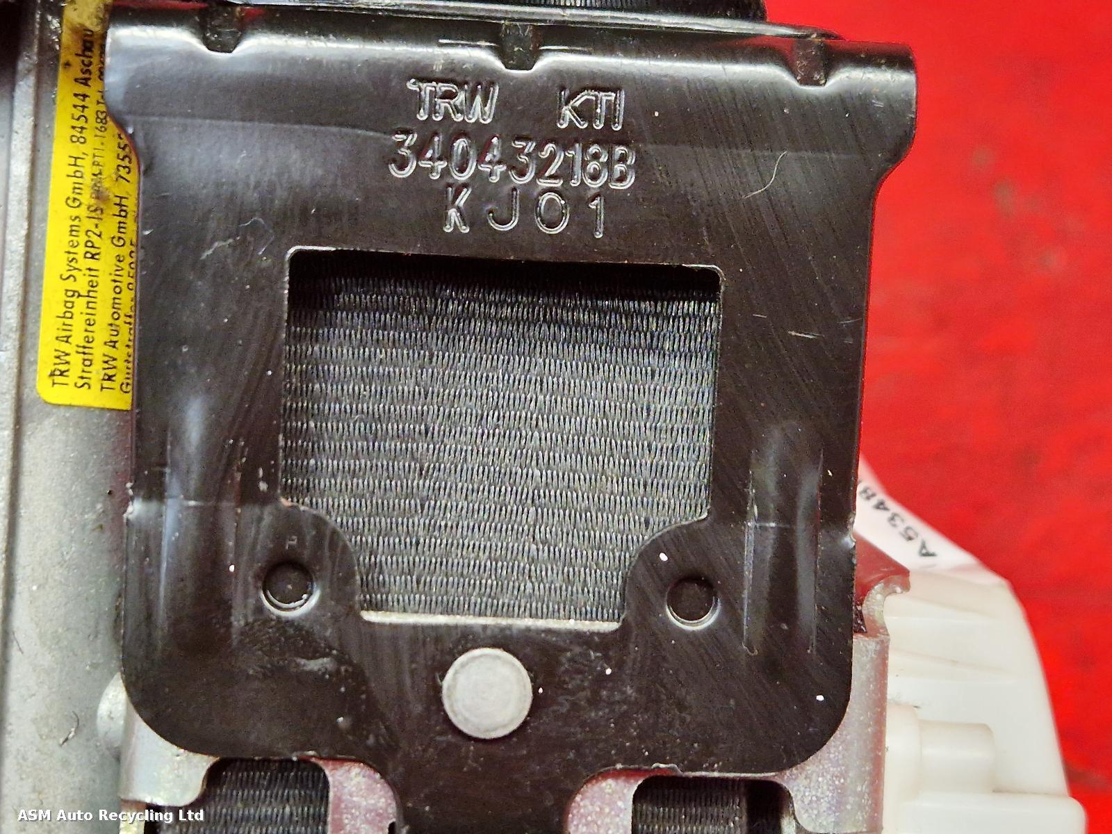 View Auto part Seat Belt Ford Fiesta 2010